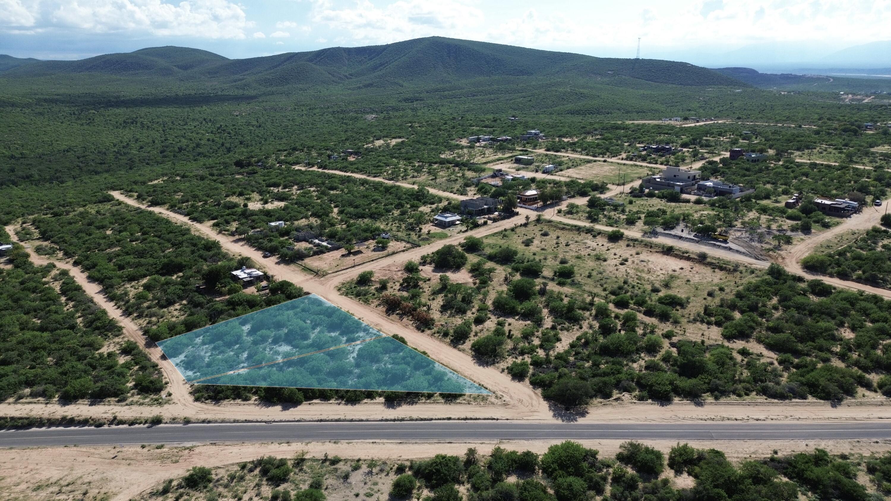 Camino Cabo del Este, Prime Highway Frontage