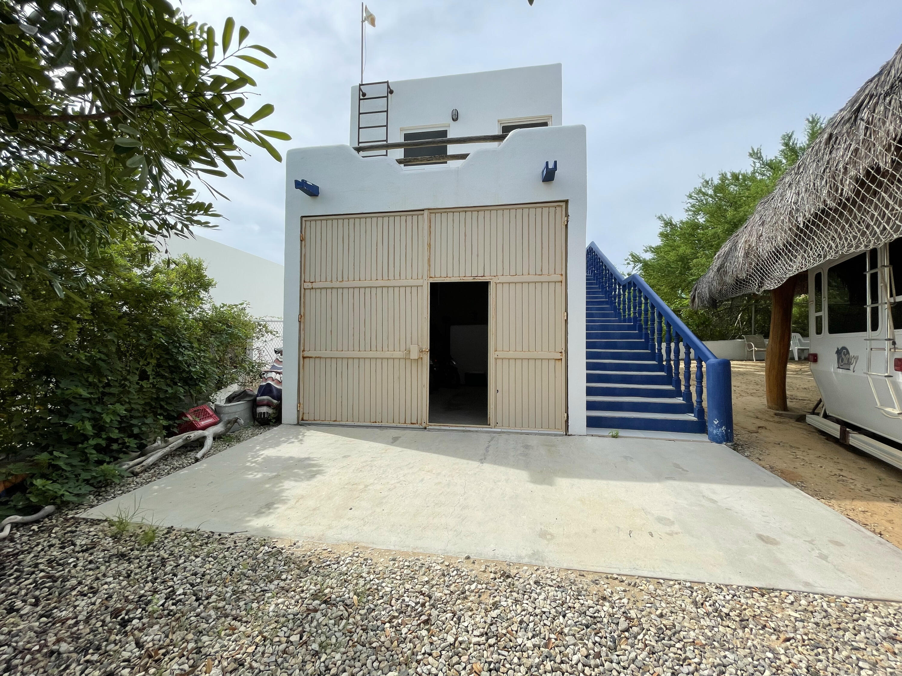 Garropa, Ocean View Casita & Palapa Lot