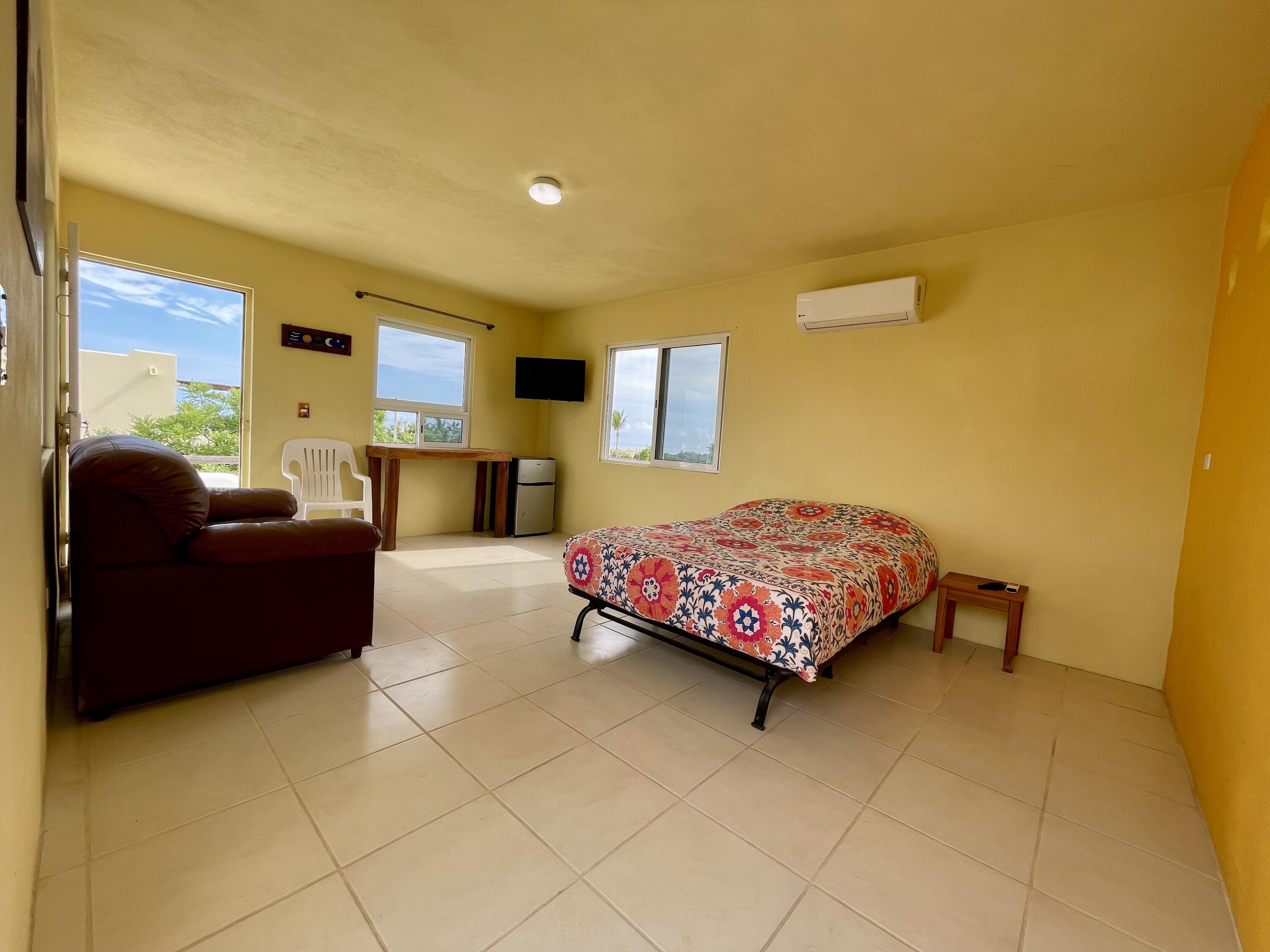 Garropa, Ocean View Casita & Palapa Lot