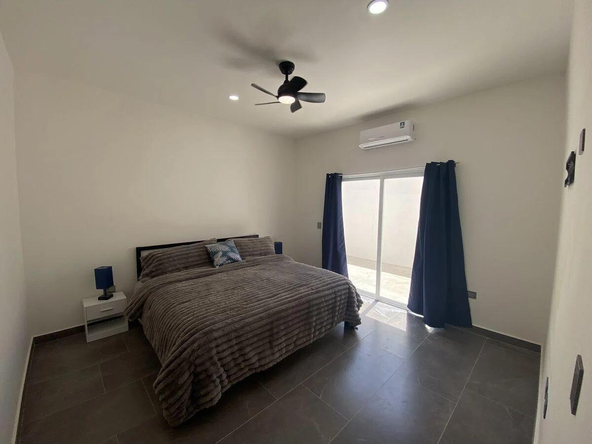 860 Antonio Rosales, Villa Oasis