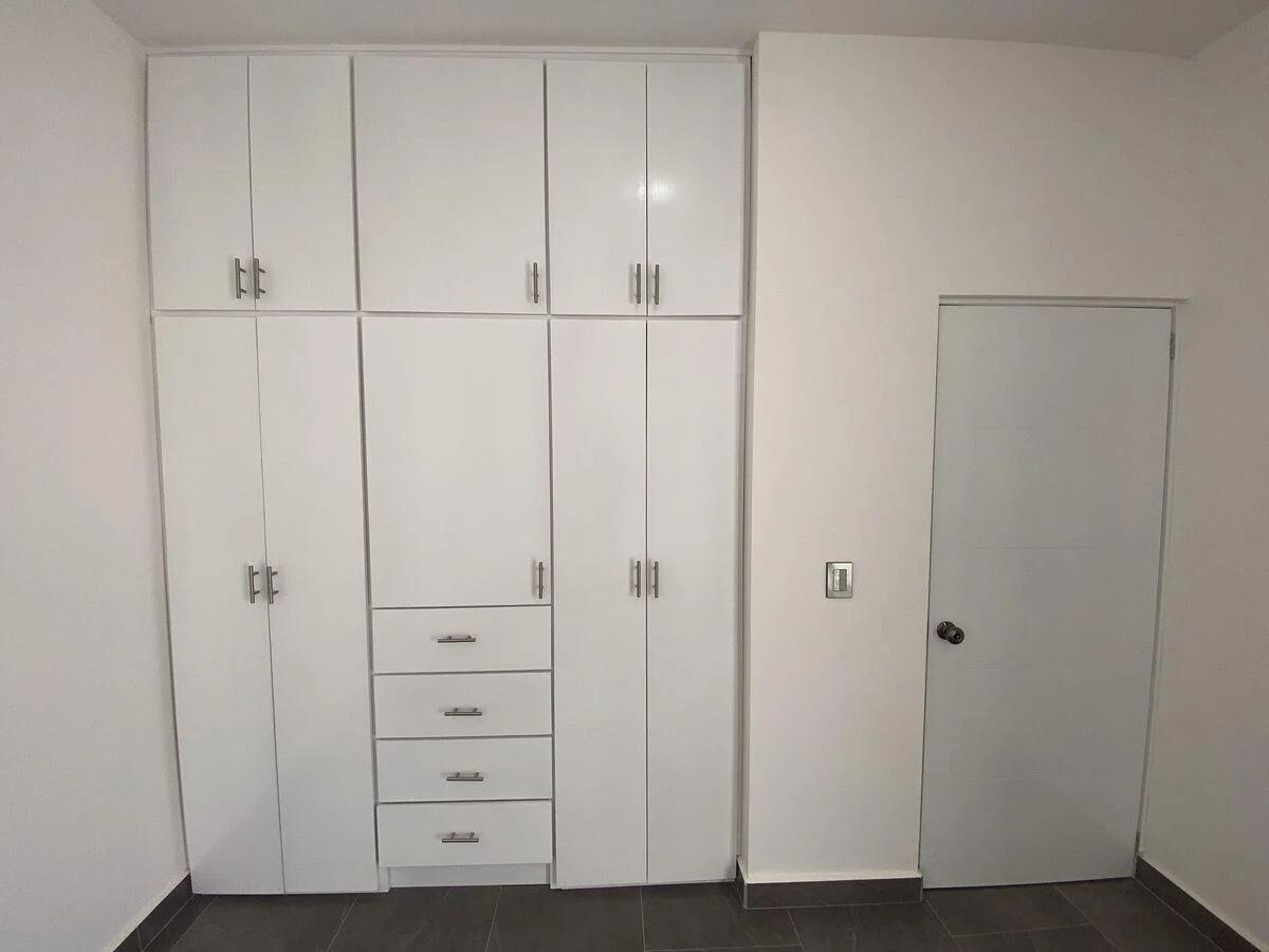 860 Antonio Rosales, Villa Oasis