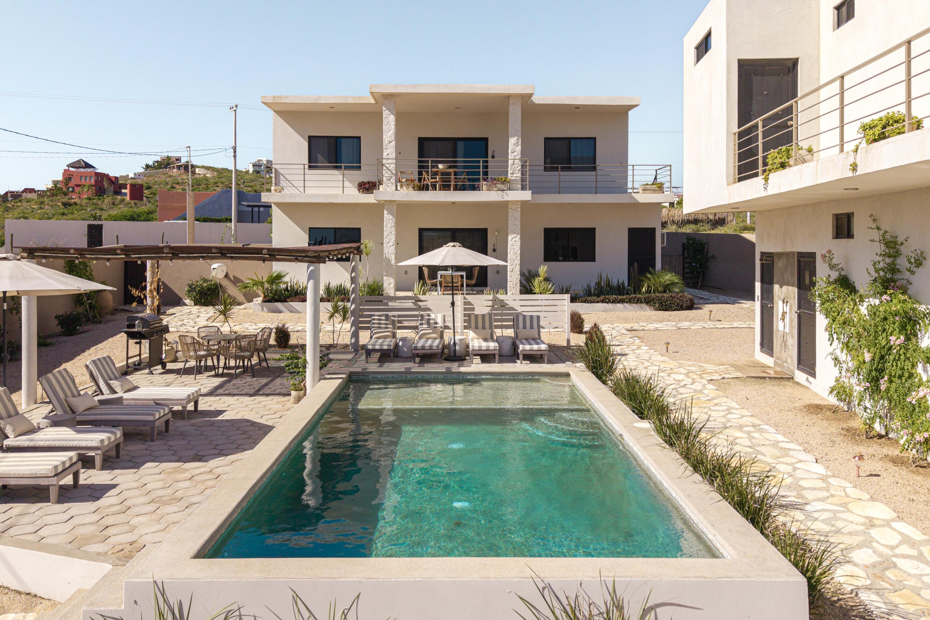 Cerritos Break Sixplex, Pacific