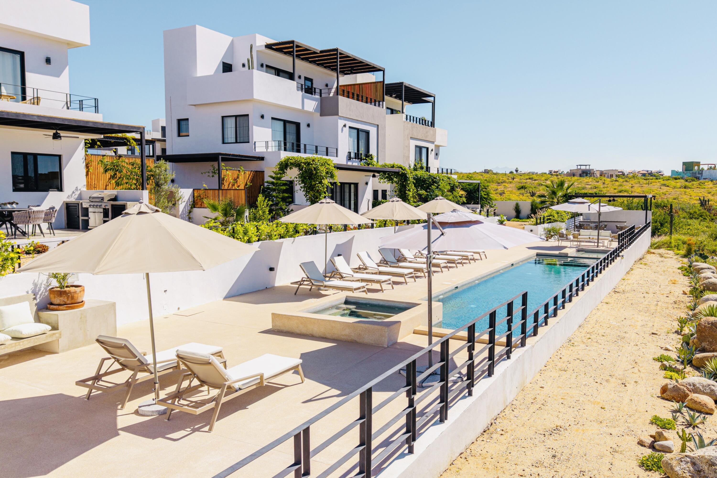 Todos Santos, Villa Mar