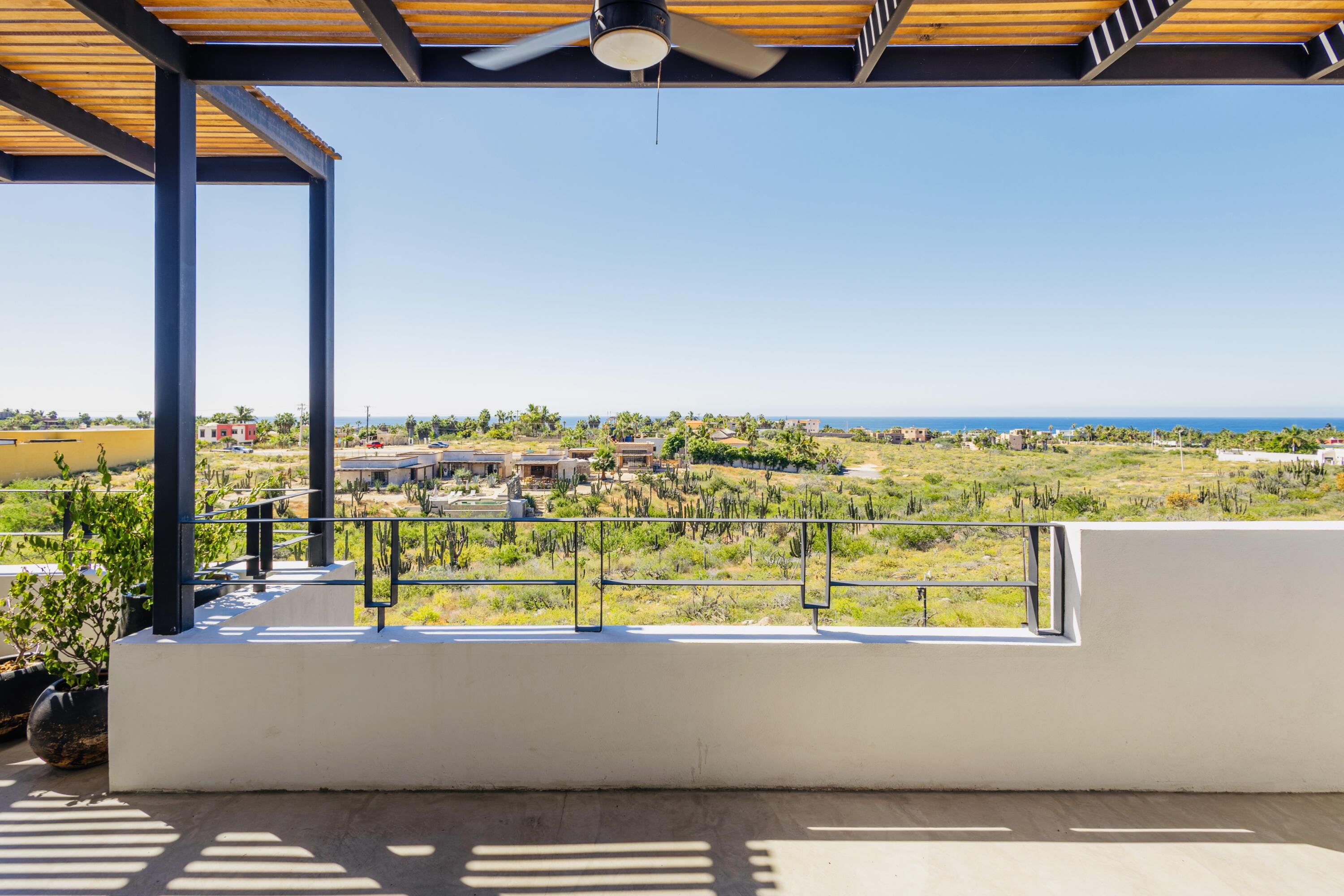 Todos Santos, Villa Mar