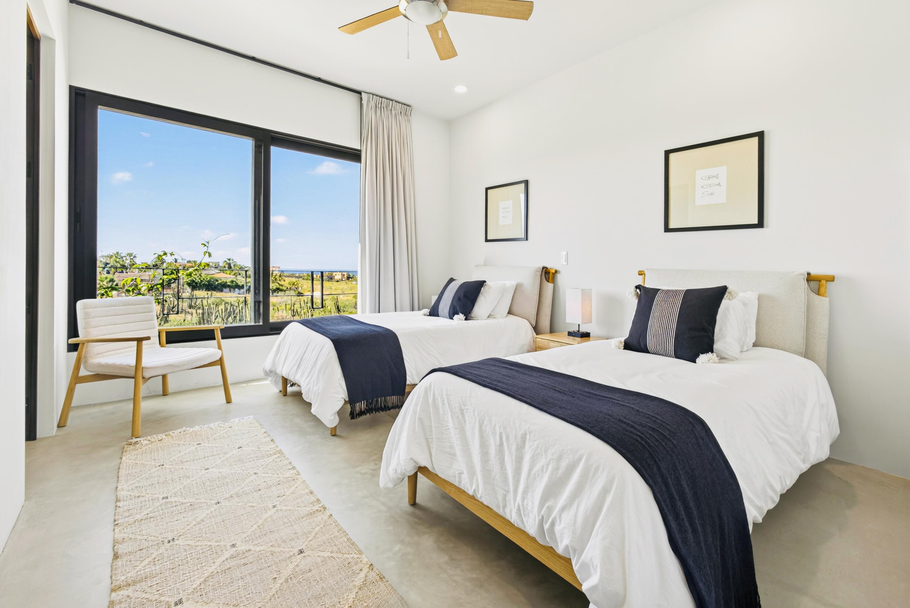 Todos Santos, Villa Mar