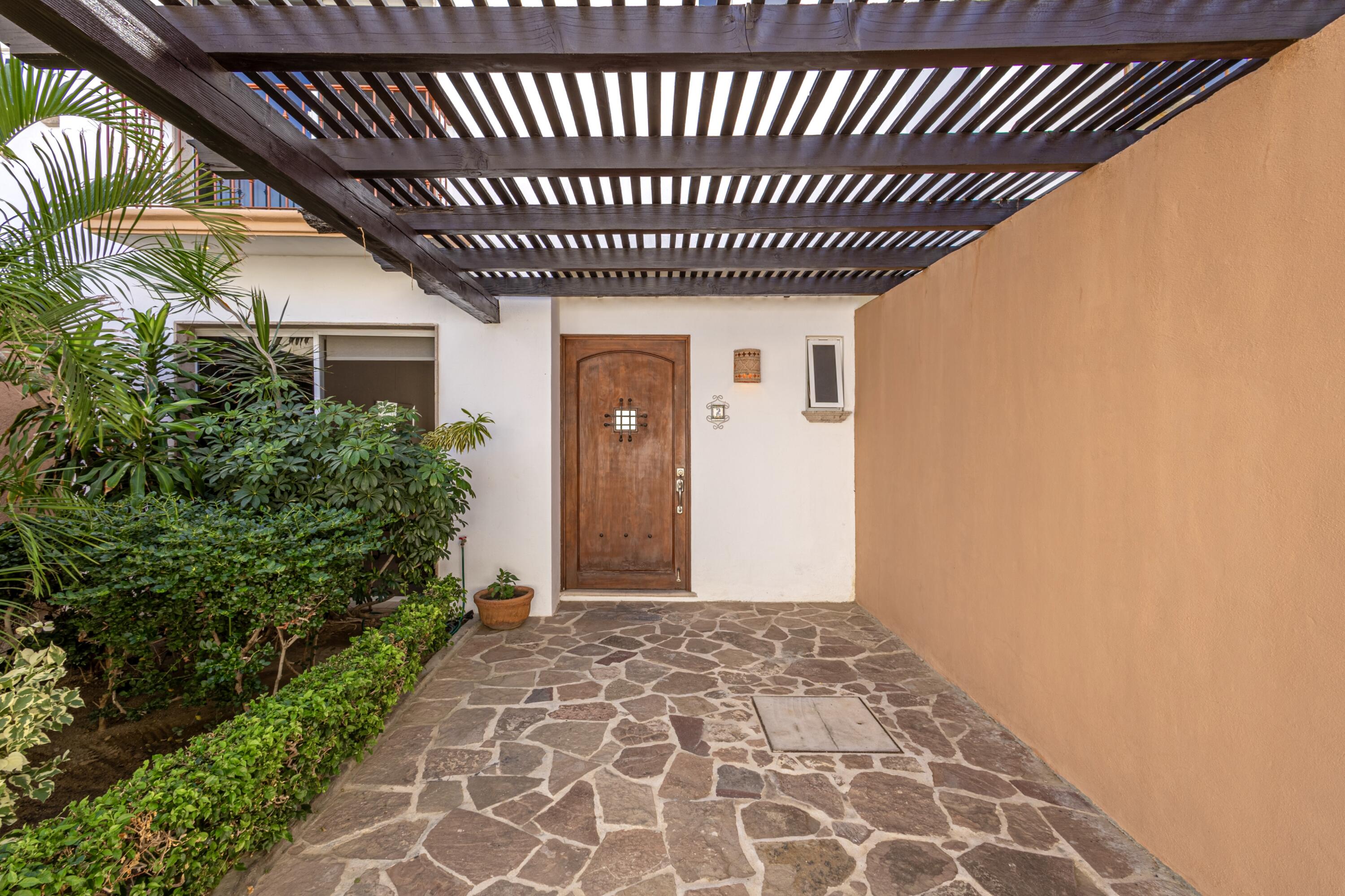 Camino Del Cerro, Santa Rita A-2 Pedregal