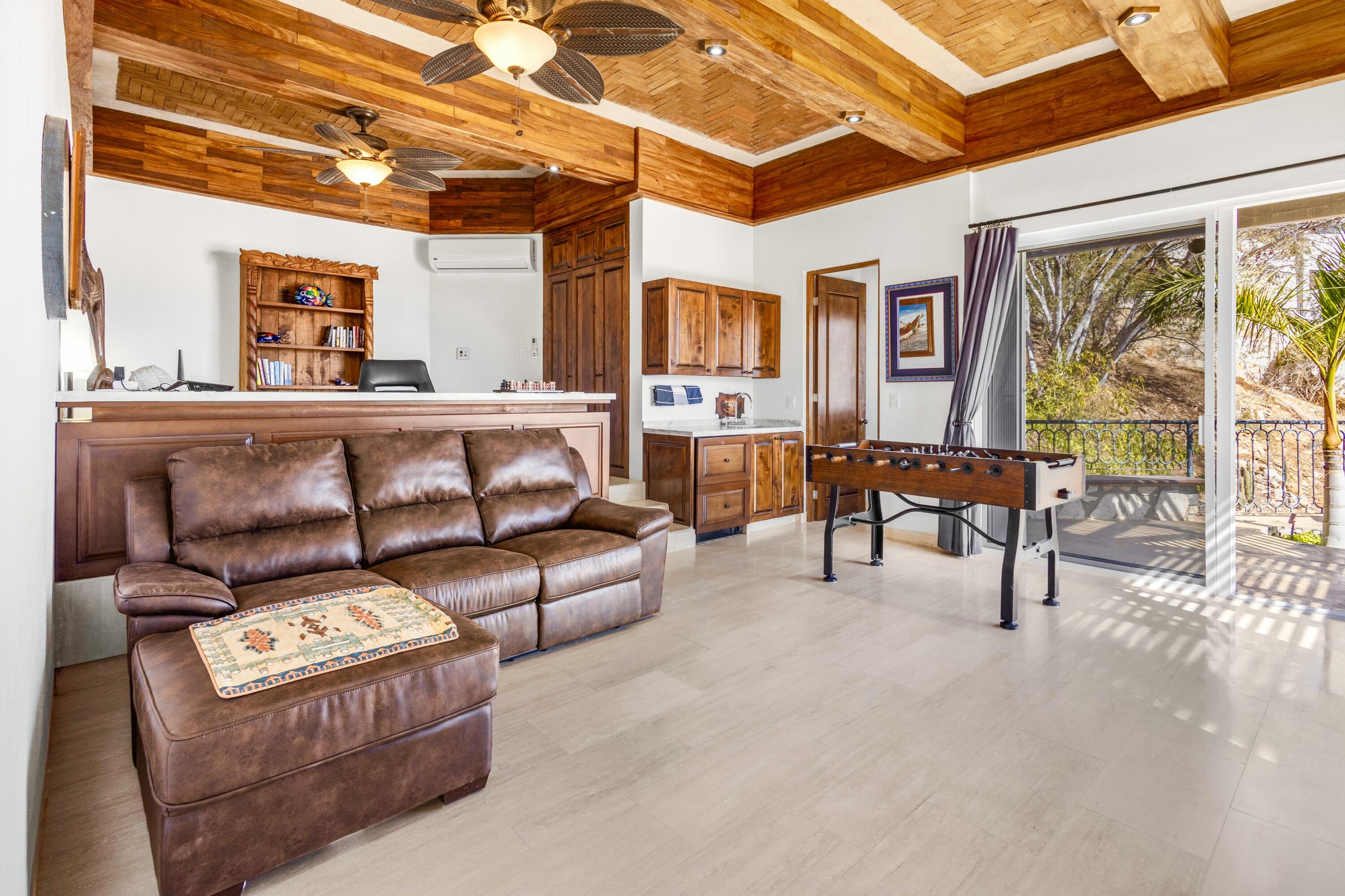 Camino Grande, Casa Sunshine
