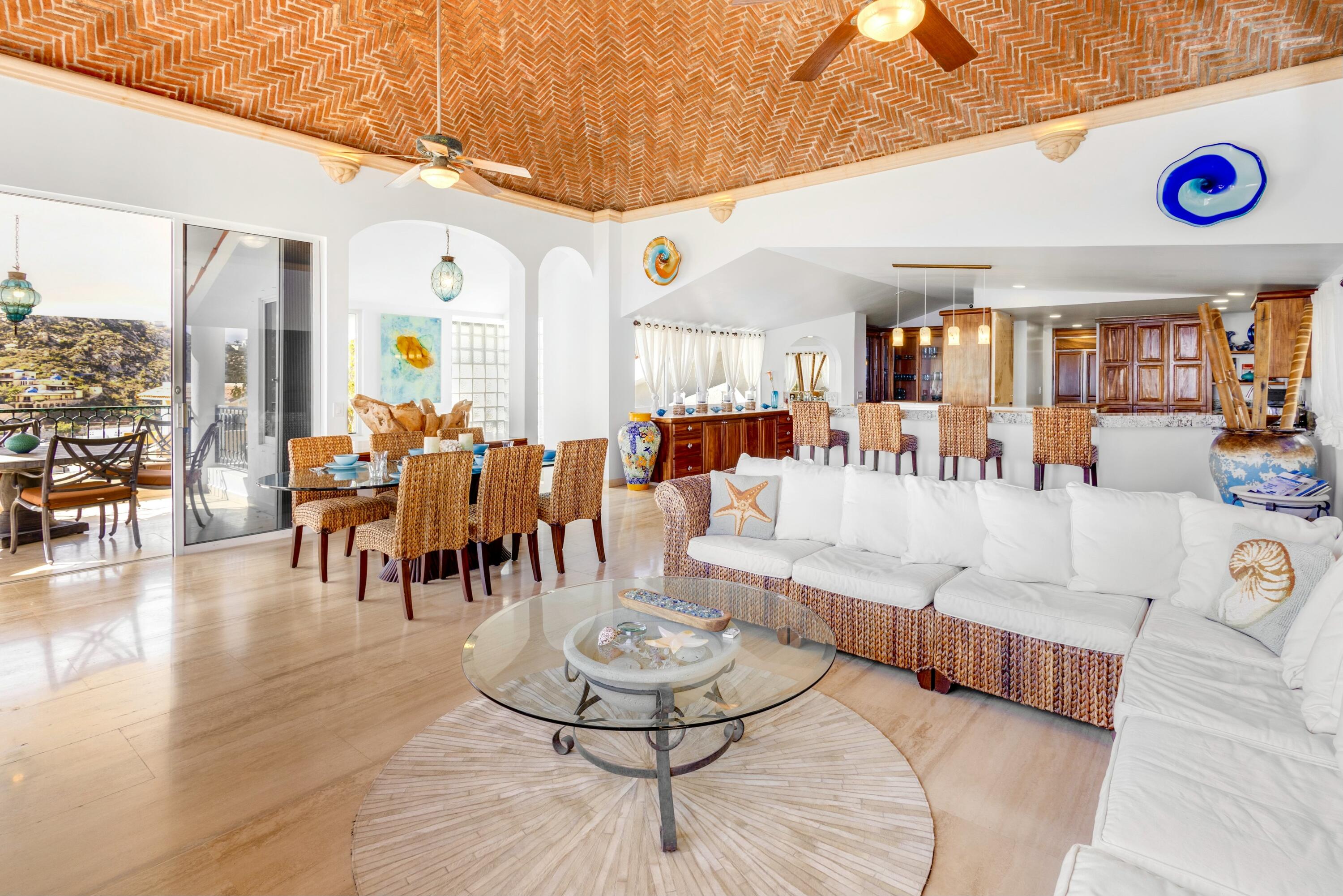 Camino Grande, Casa Sunshine