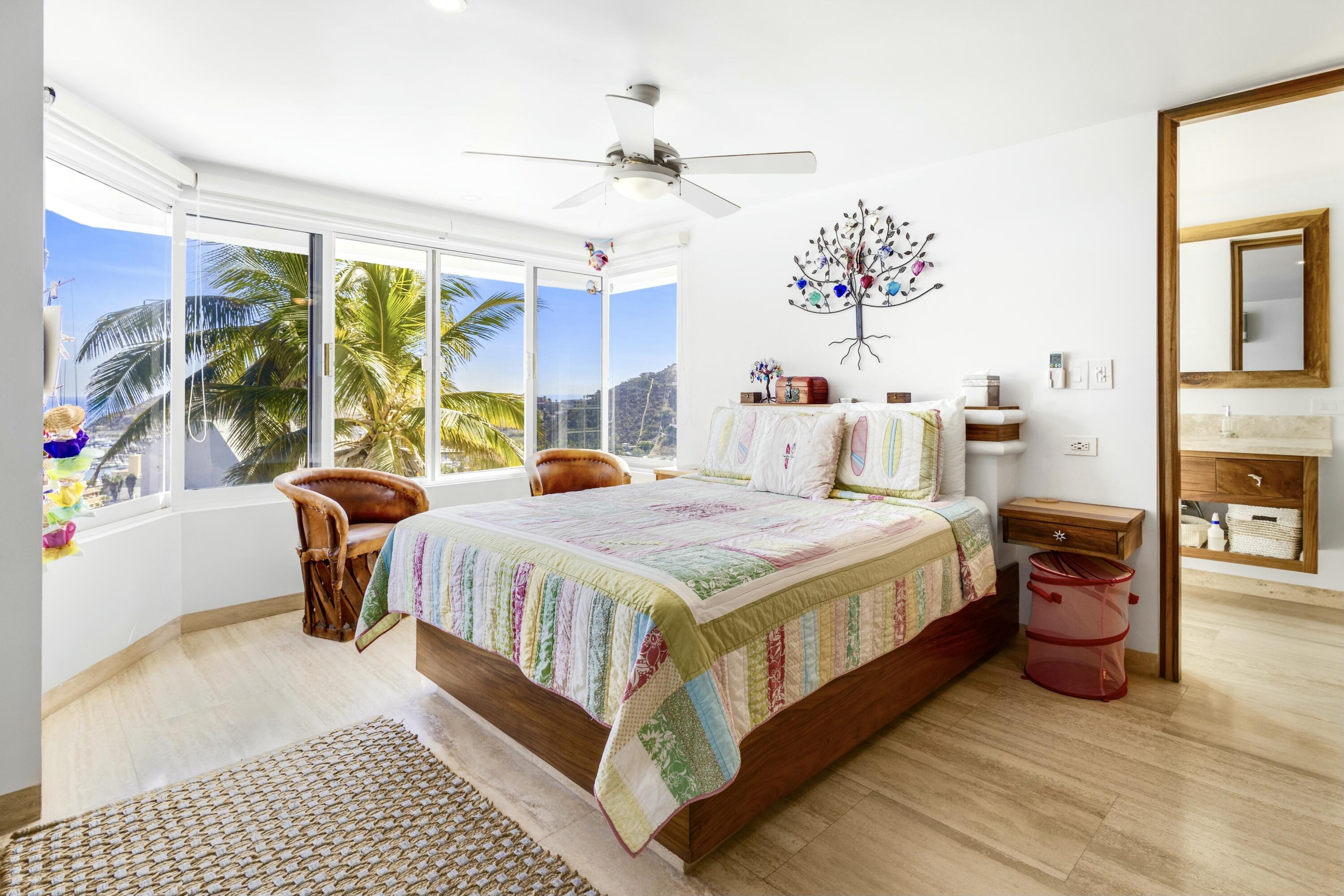 Camino Grande, Casa Sunshine