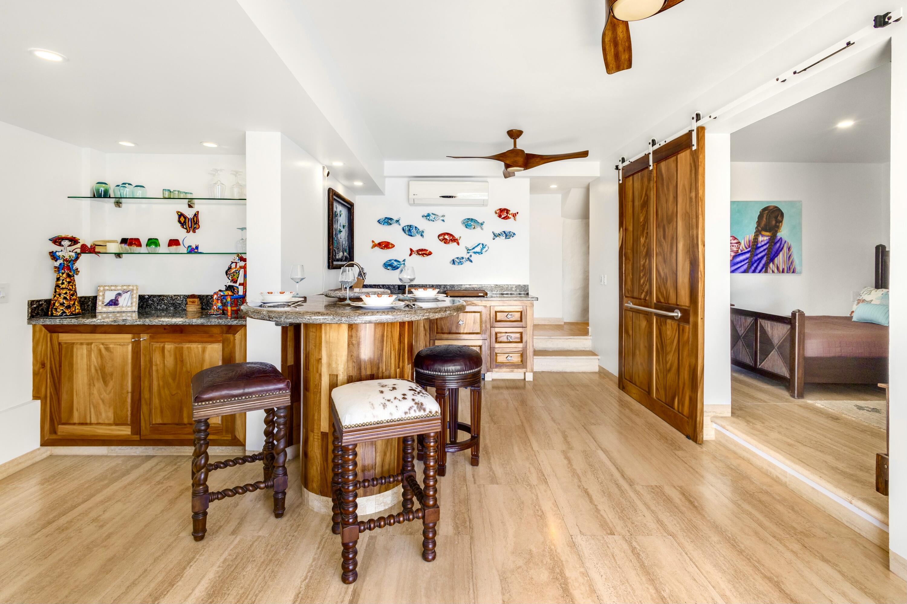 Camino Grande, Casa Sunshine