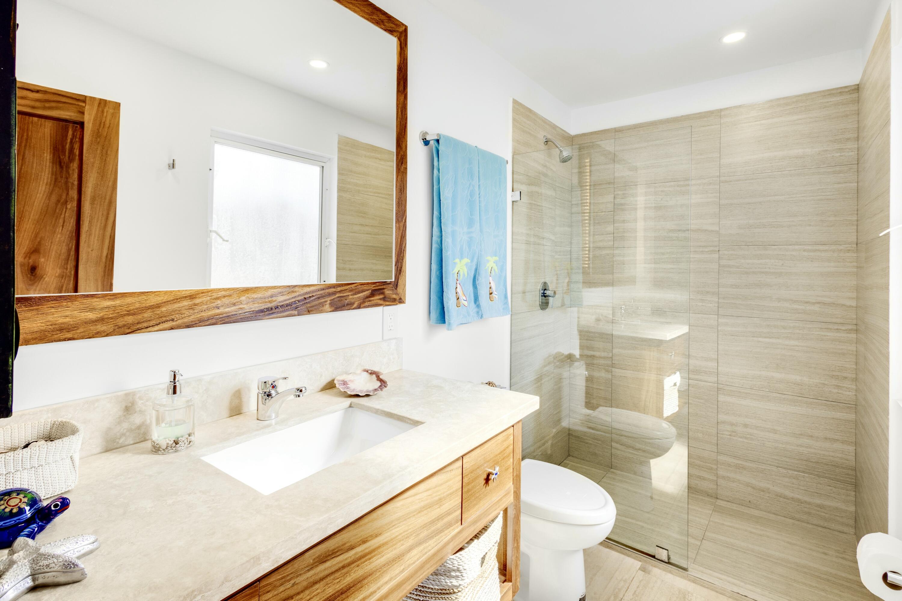 Camino Grande, Casa Sunshine