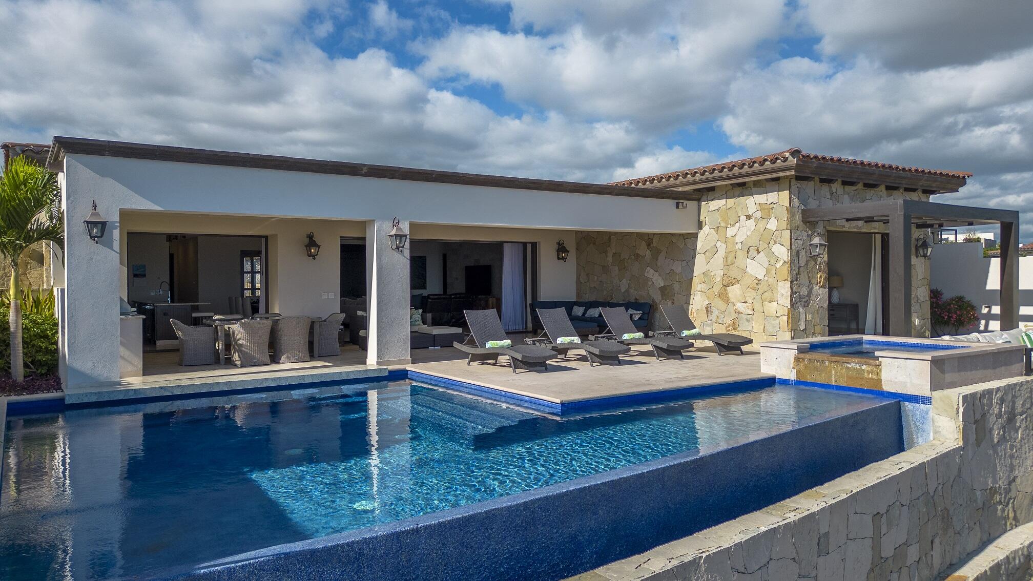 Sea Side Angel Coronado 5.5