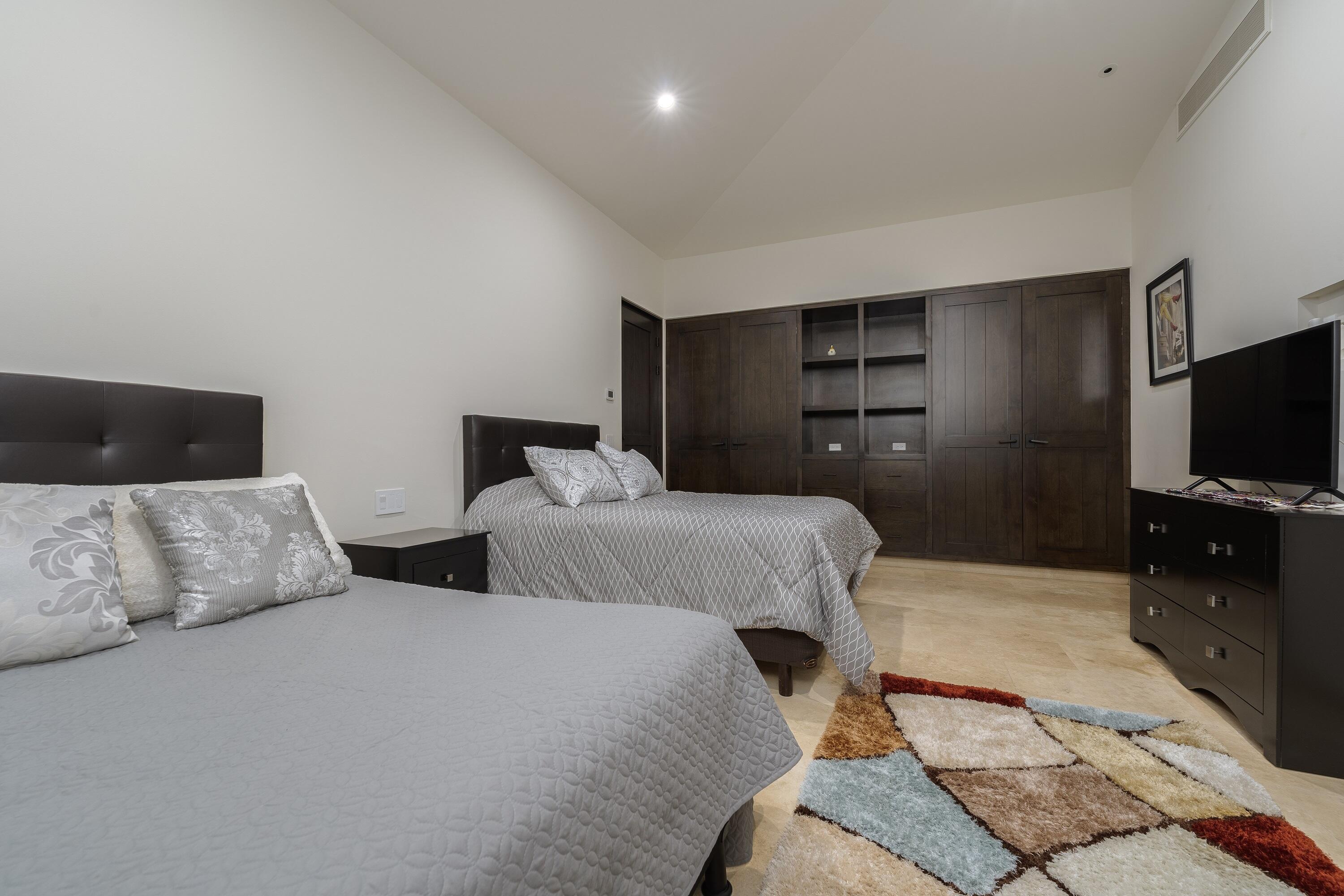 Sea Side Angel Coronado 5.5