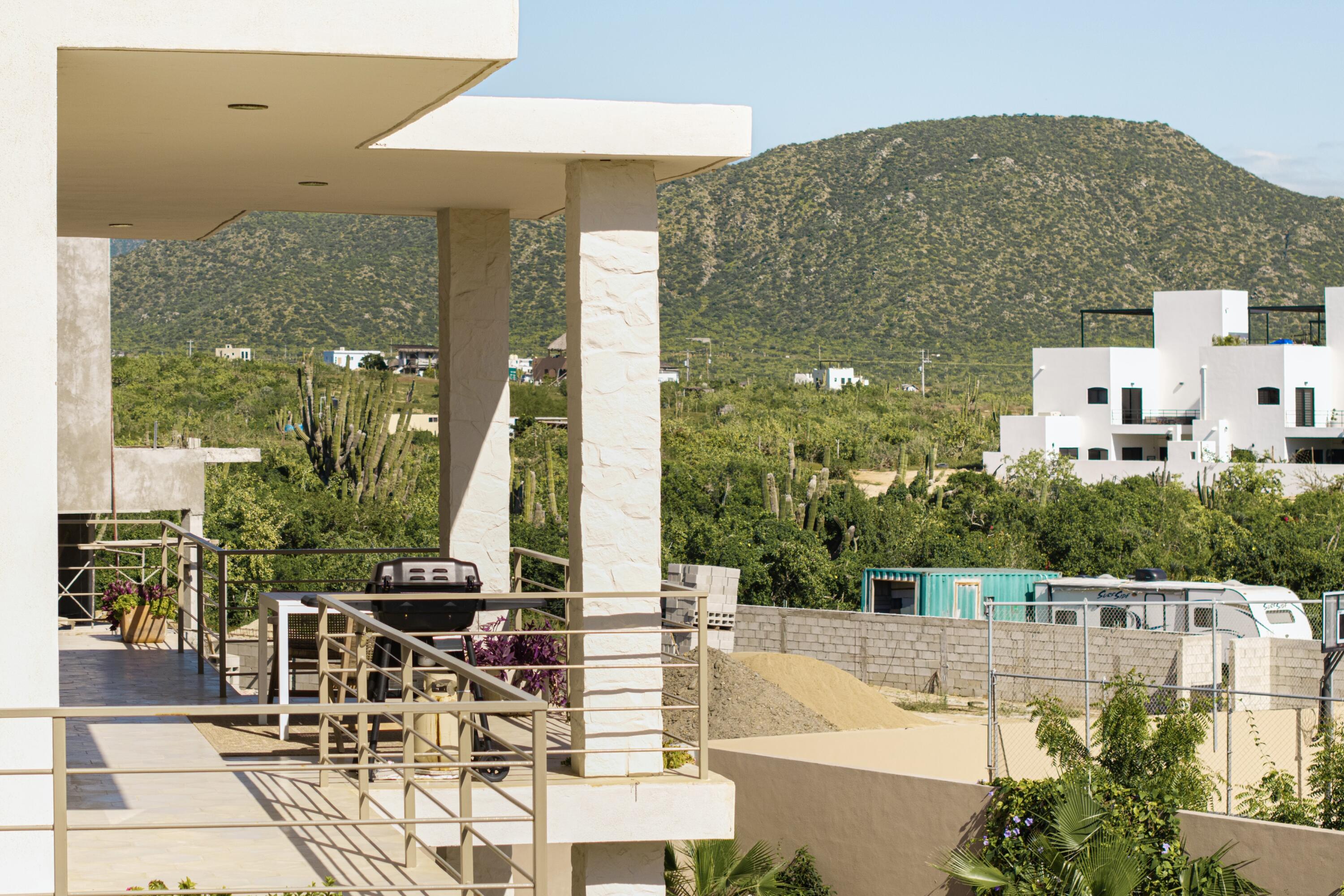 Casitas de Cerritos Sixplex