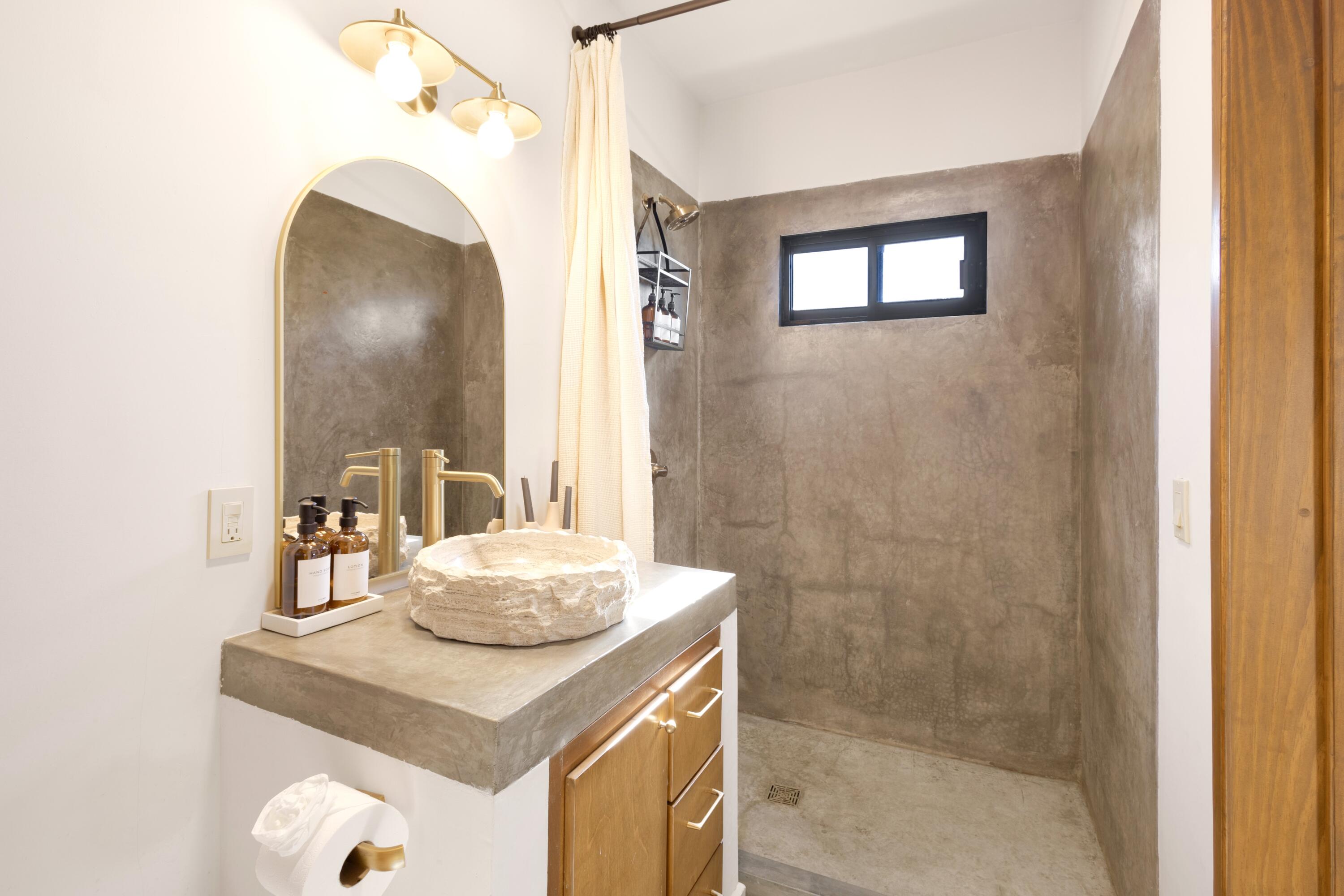 Casitas de Cerritos Sixplex