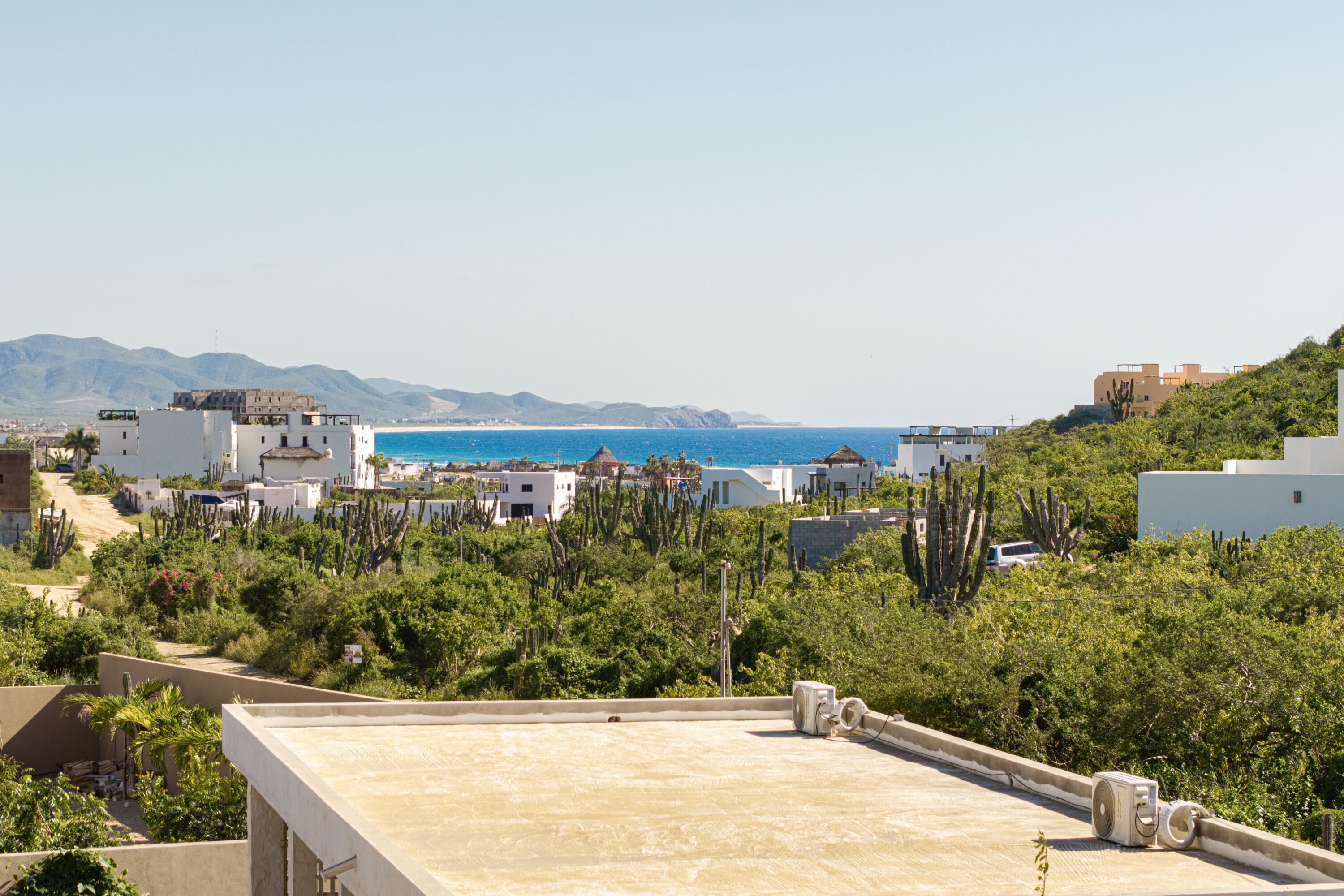 Casitas de Cerritos Sixplex