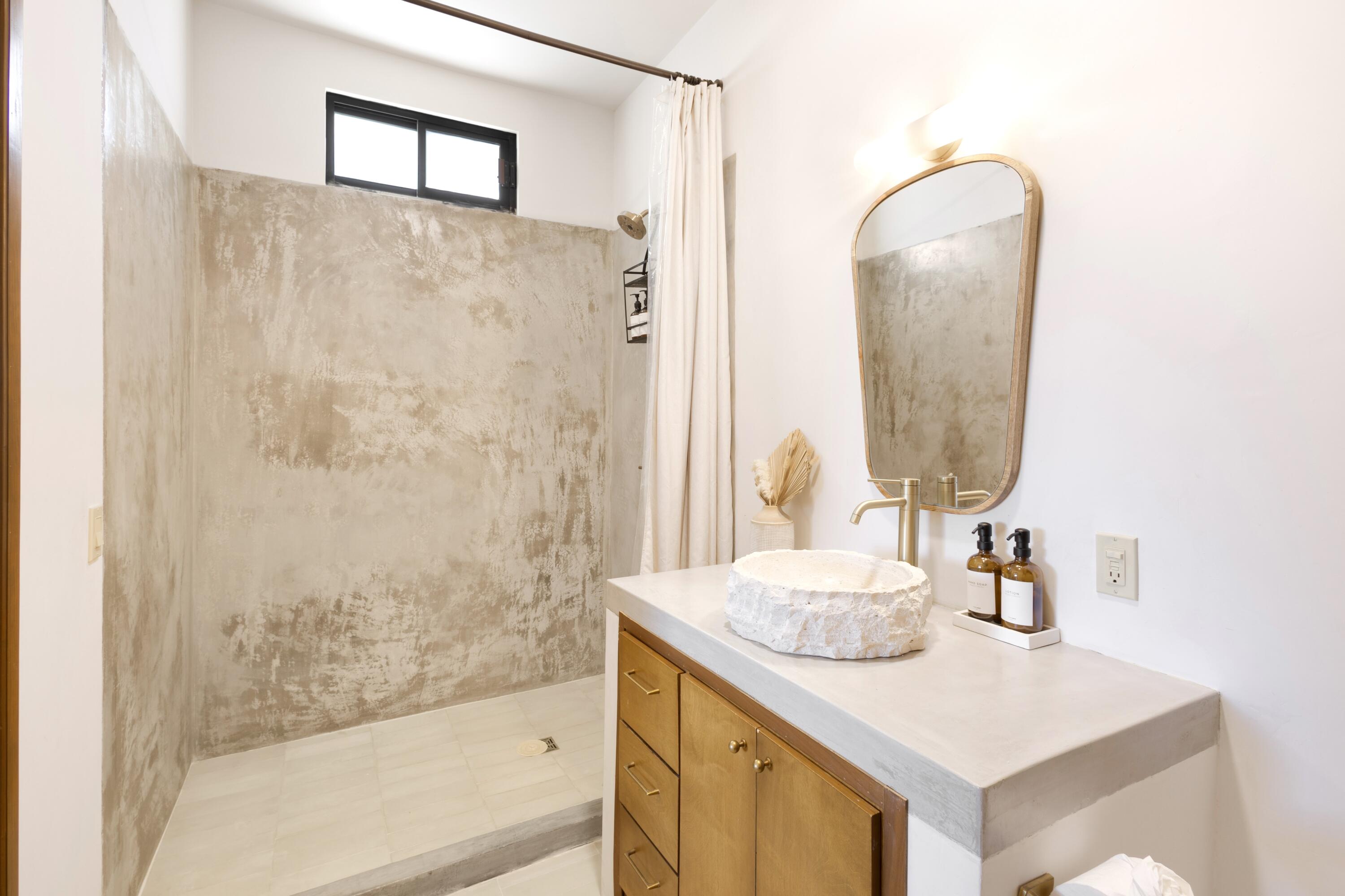 Casitas de Cerritos Sixplex