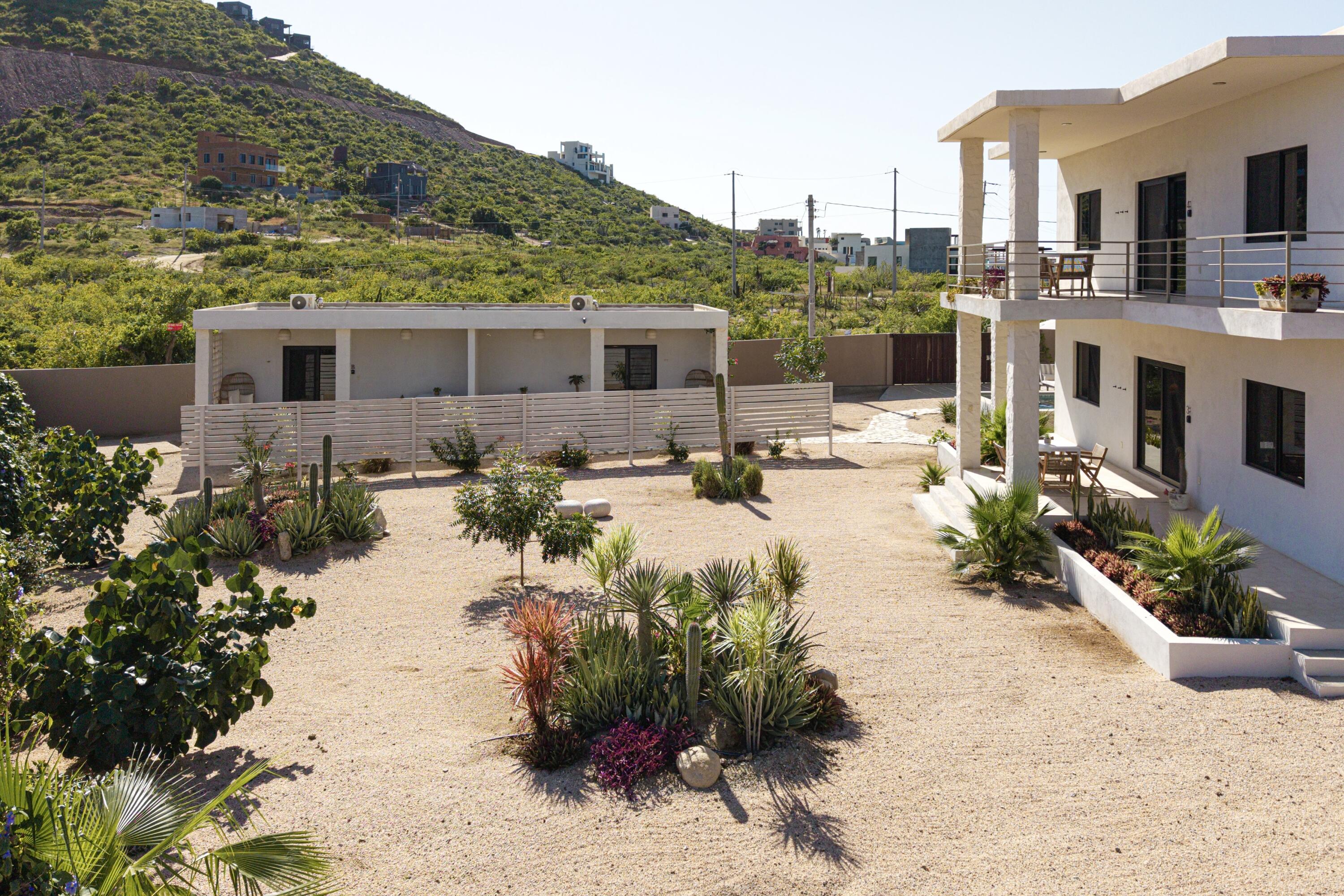 Casitas de Cerritos Sixplex