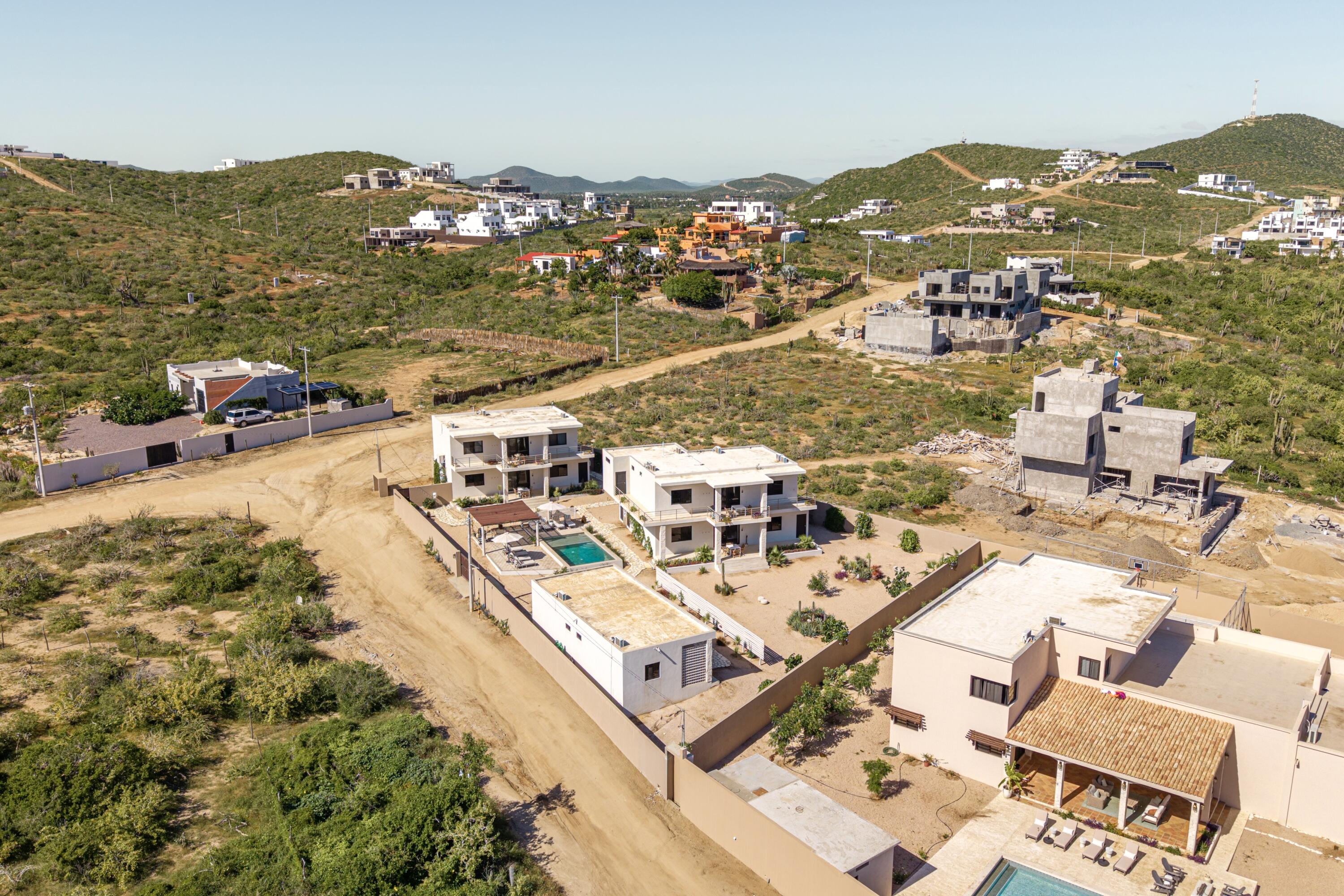 Casitas de Cerritos Sixplex