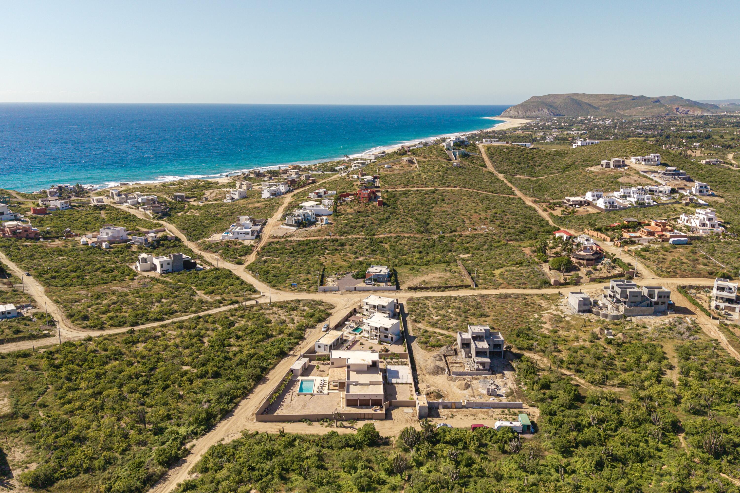 Casitas de Cerritos Sixplex