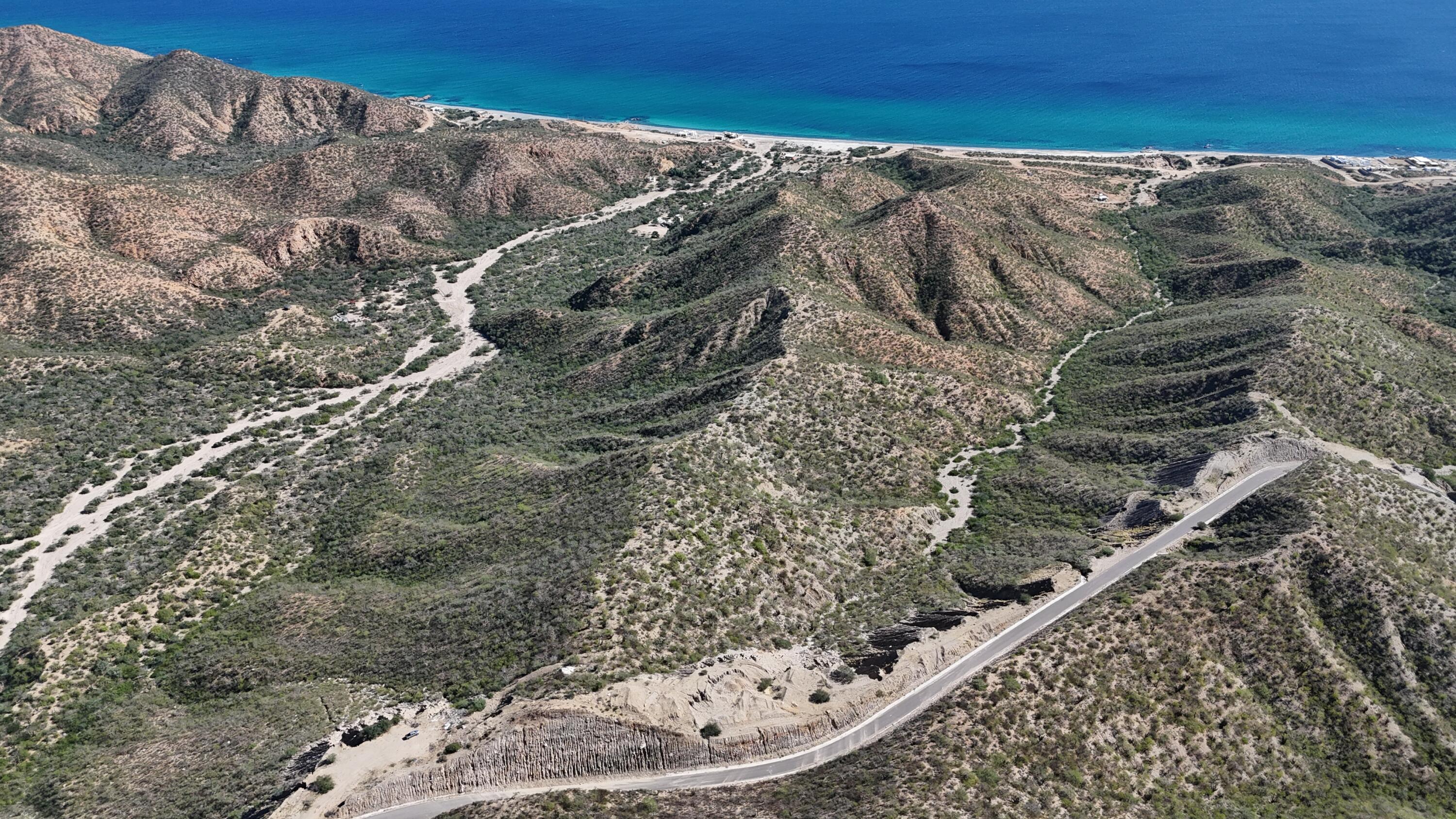 Los Barriles - Santa Teresa, La piedra sur lots