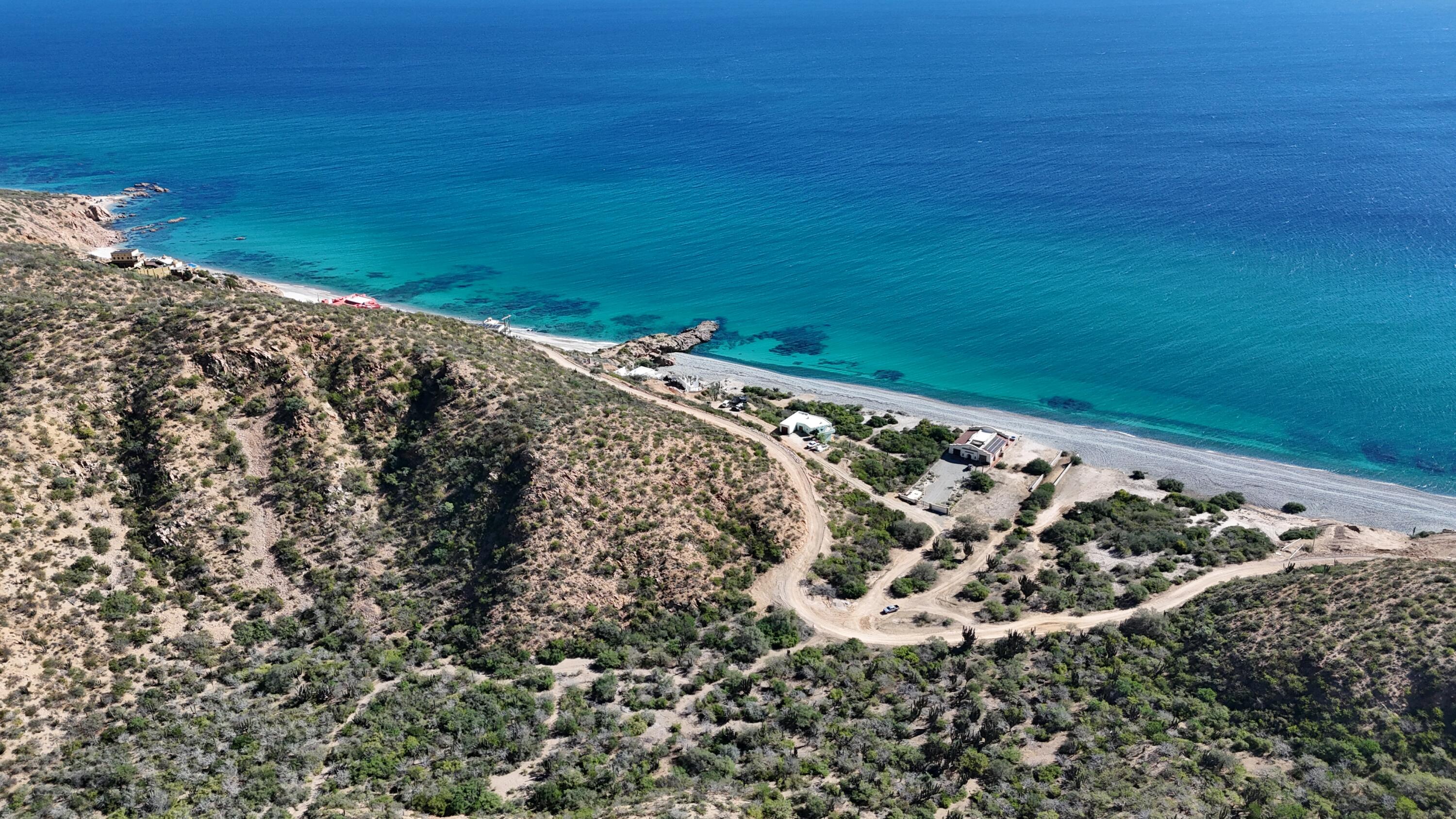 Los Barriles - Santa Teresa, La piedra sur lots