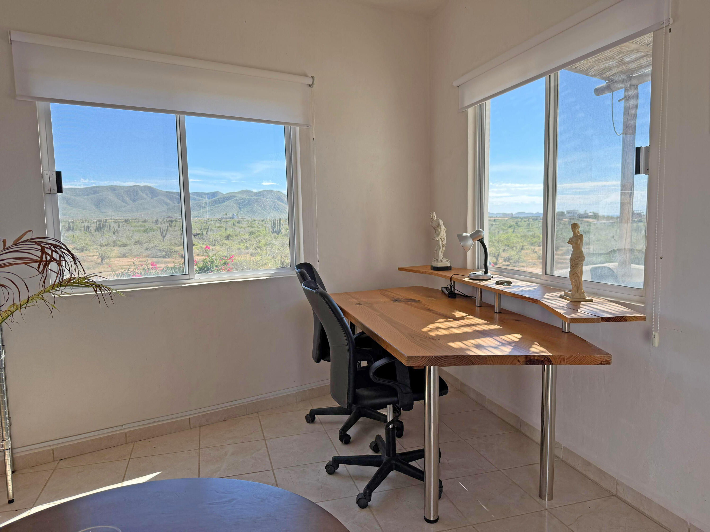 Cerritos Surf Retreat