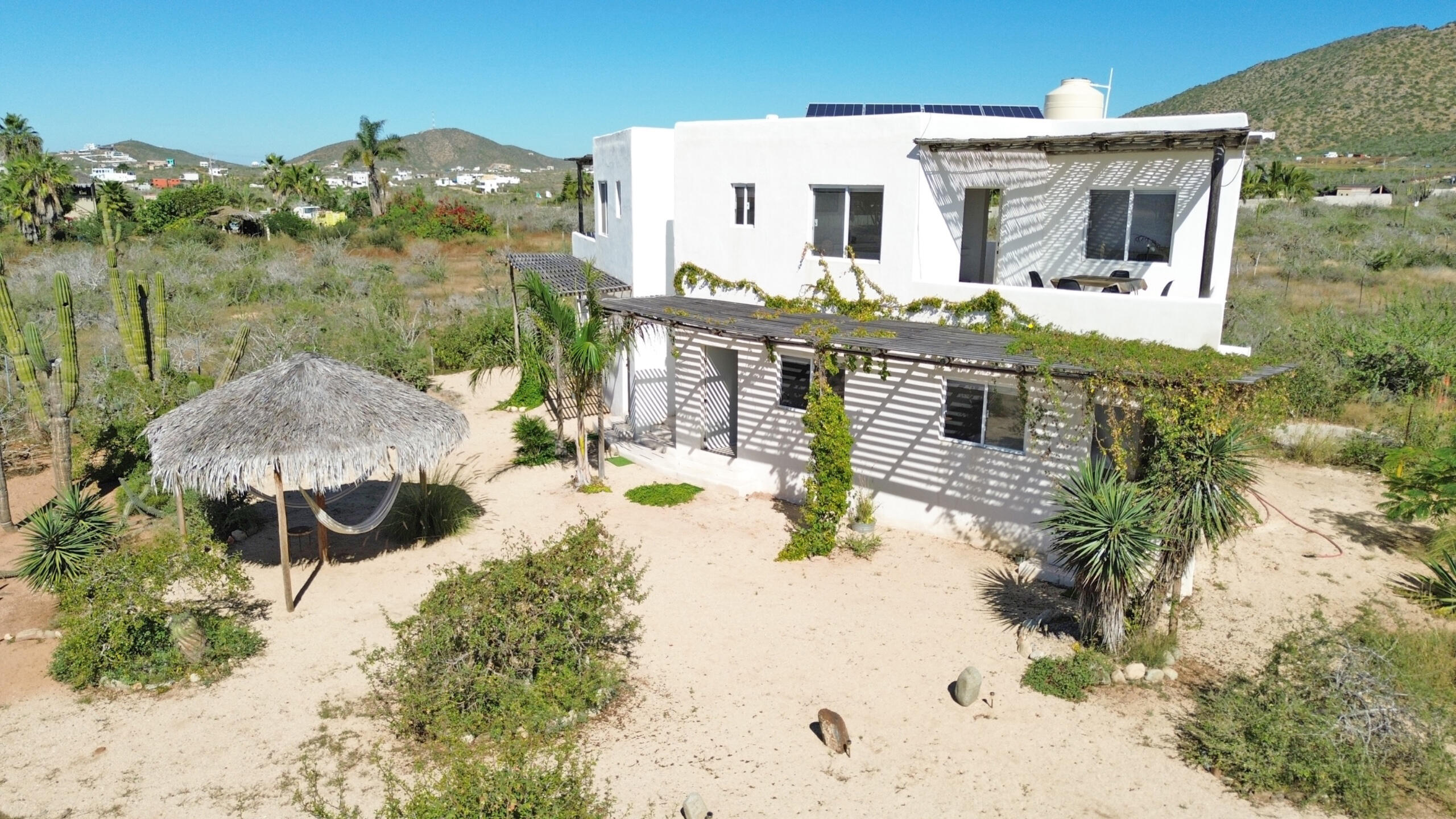 Cerritos Surf Retreat