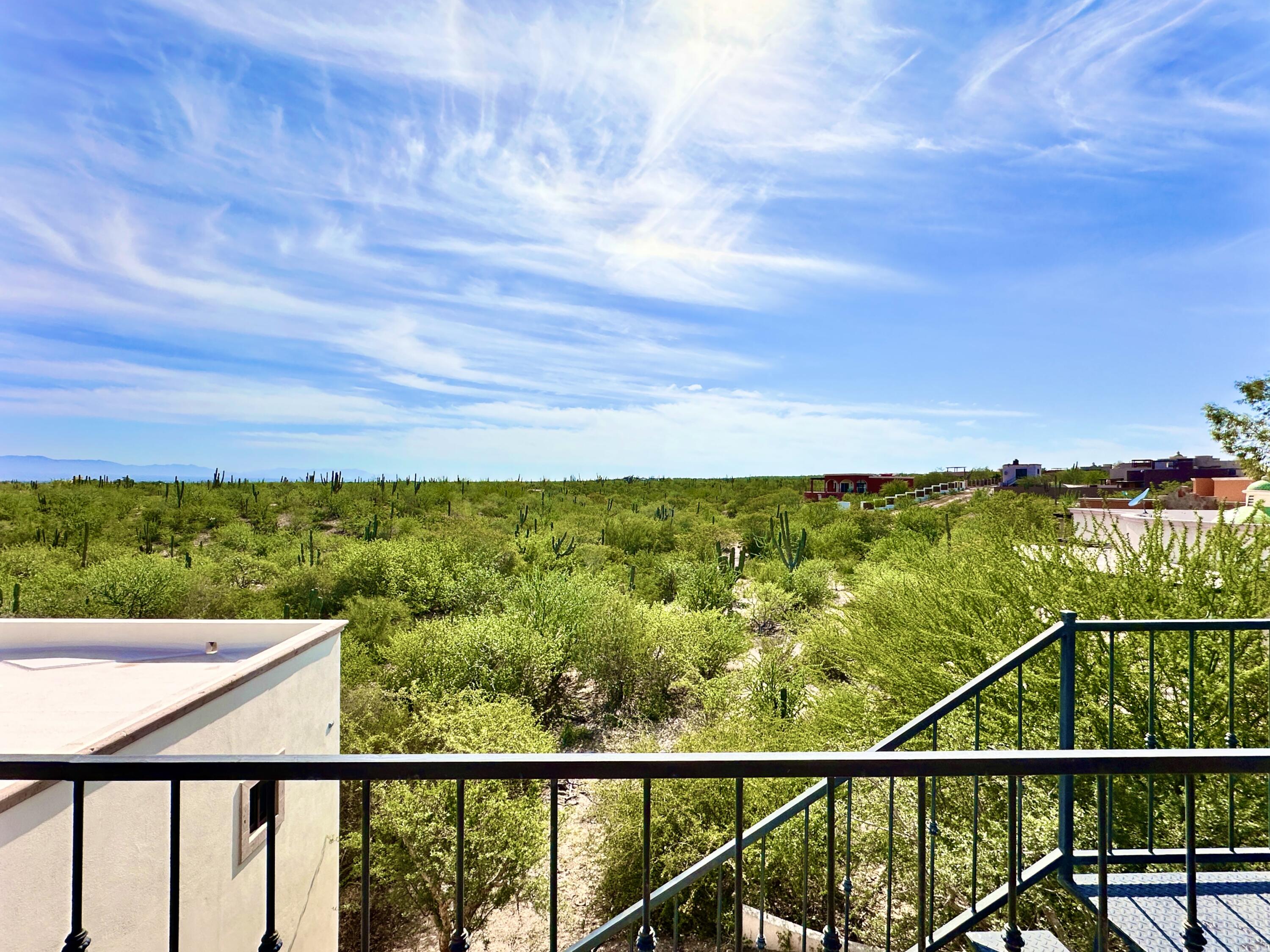 Calle 13, CASA EL MIRADOR