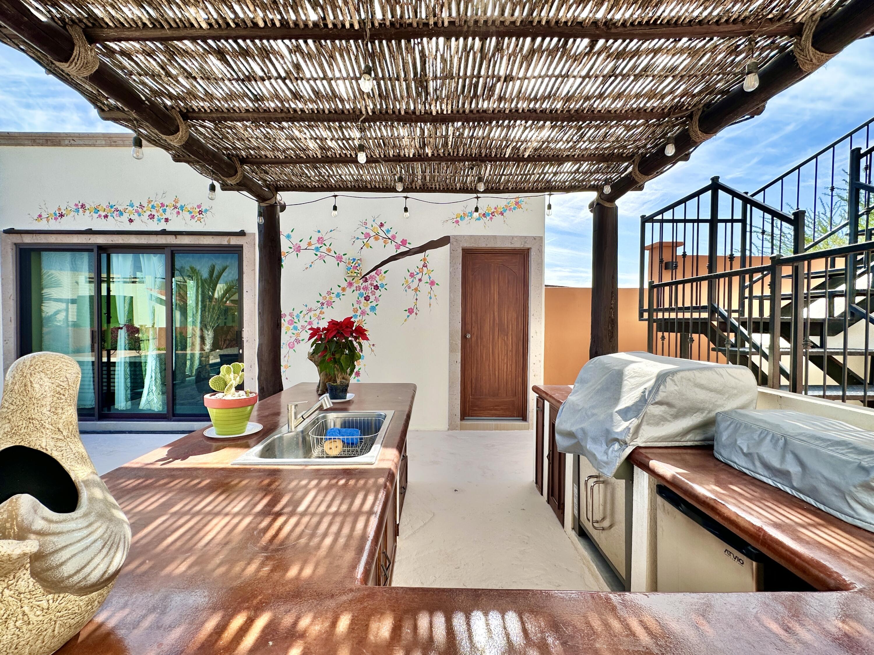 Calle 13, CASA EL MIRADOR