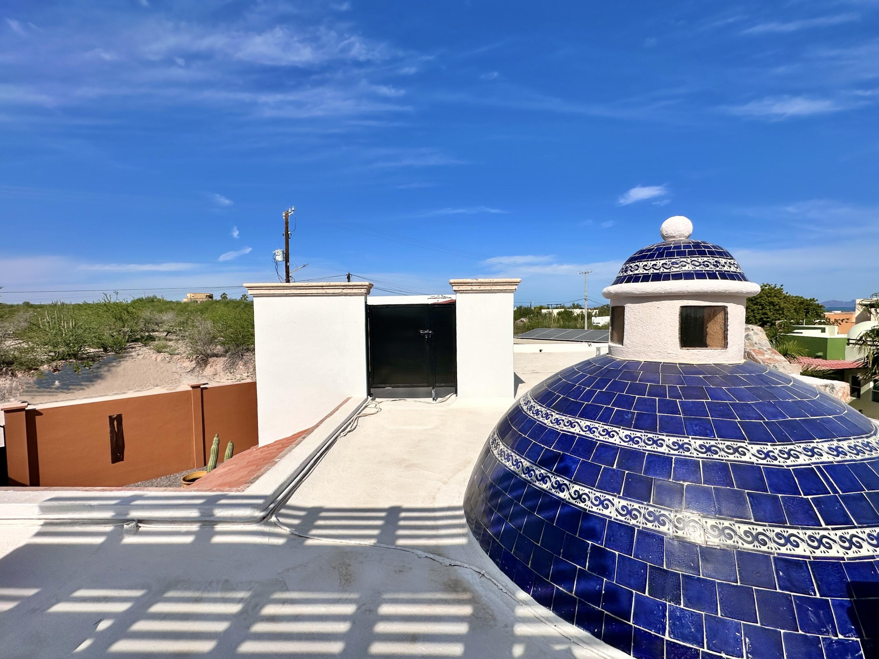 Calle 13, CASA EL MIRADOR