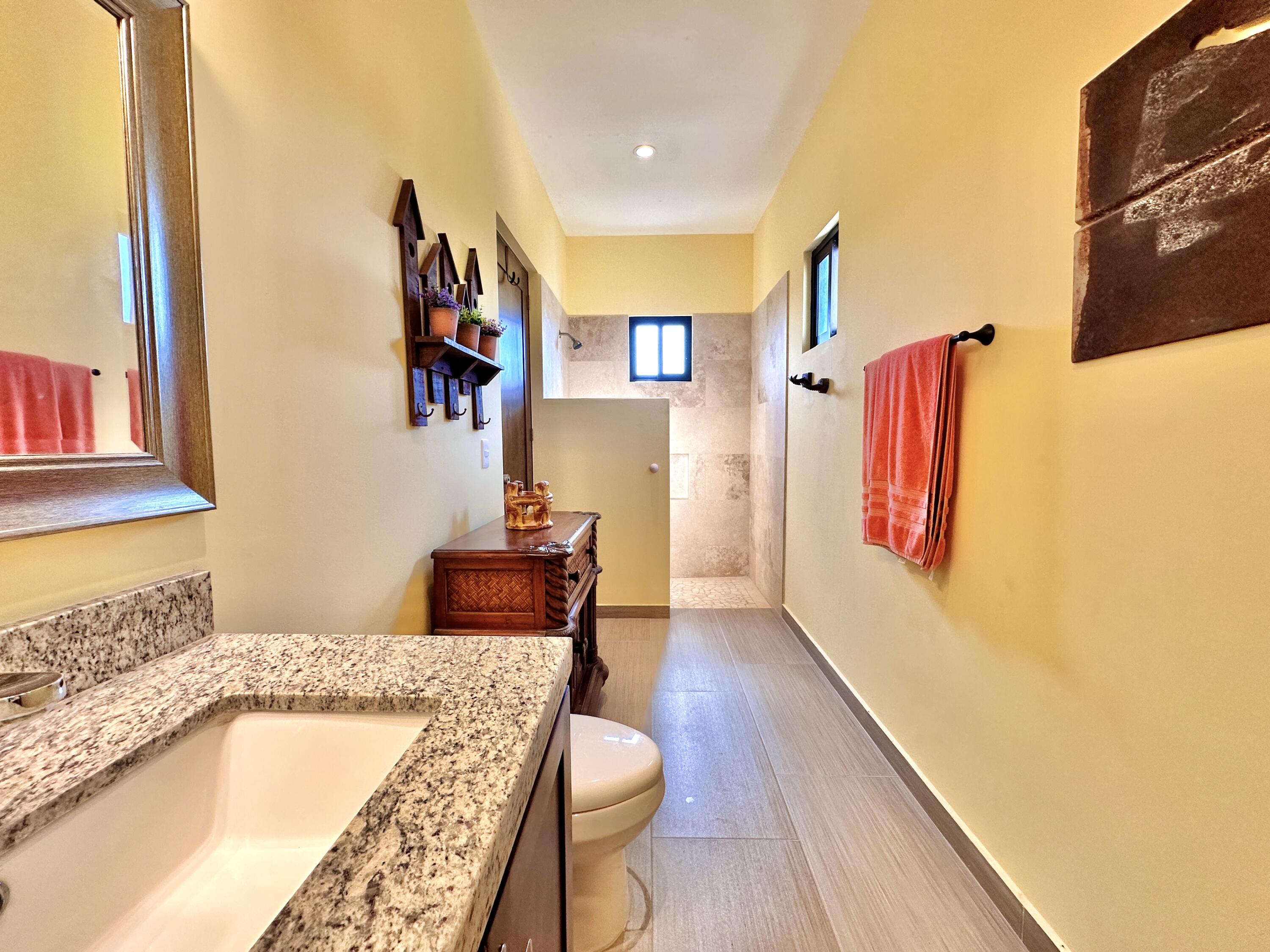 Calle 13, CASA EL MIRADOR