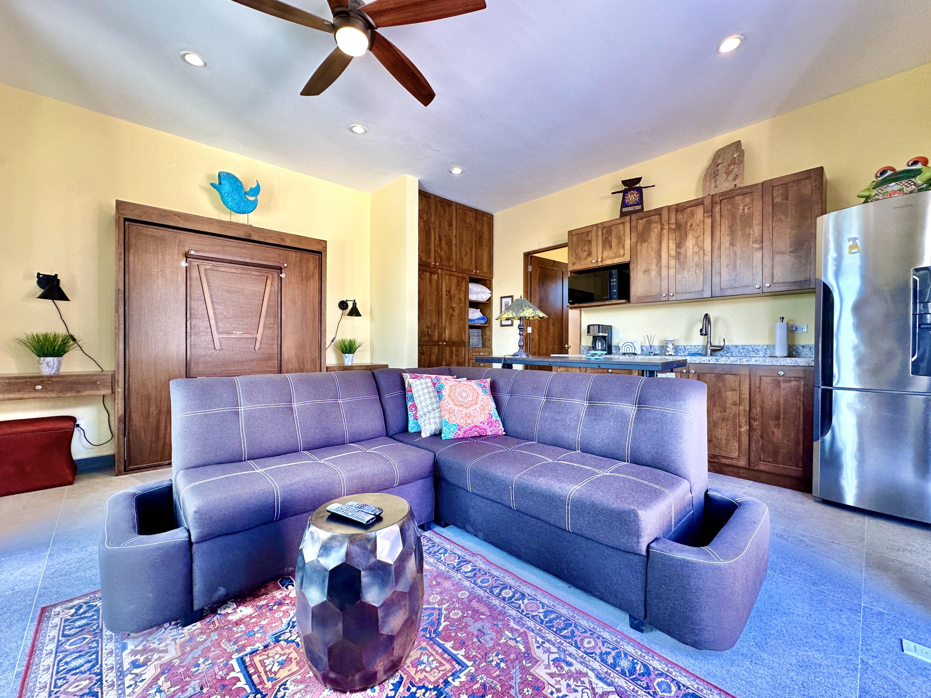 Calle 13, CASA EL MIRADOR