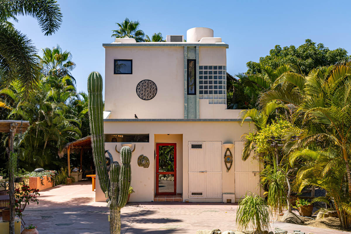 La Cachora North, Todos Santos