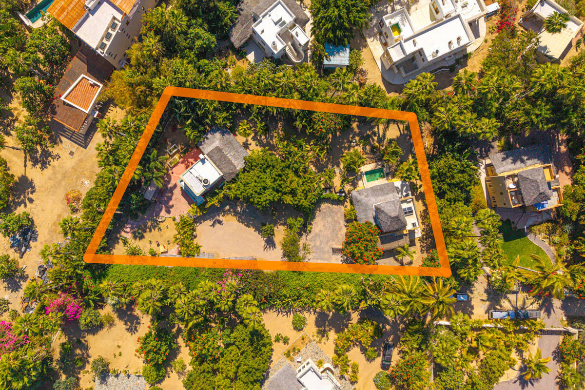 La Cachora North, Todos Santos