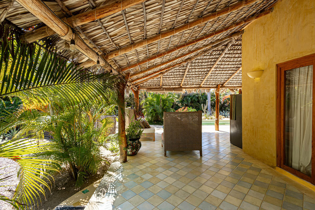 La Cachora North, Todos Santos