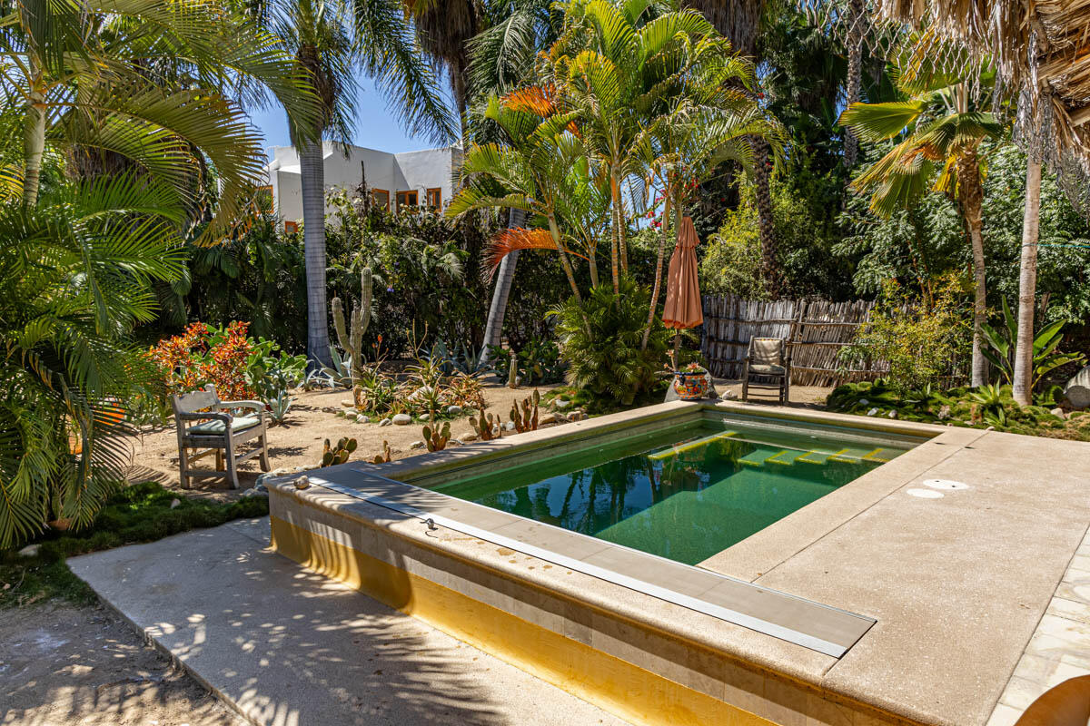 La Cachora North, Todos Santos