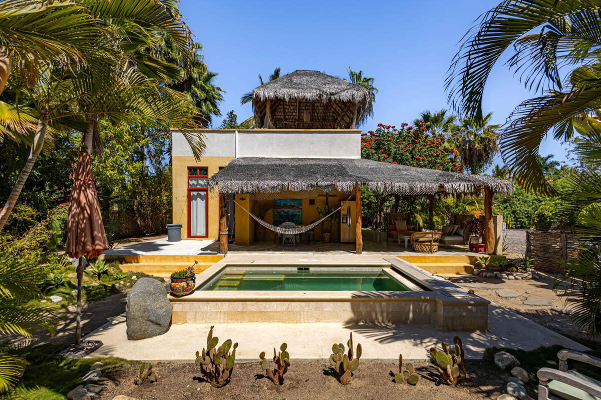 La Cachora North, Todos Santos