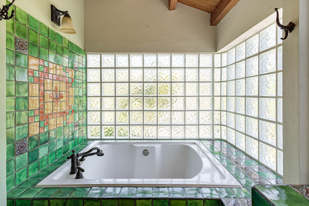 La Cachora North, Todos Santos