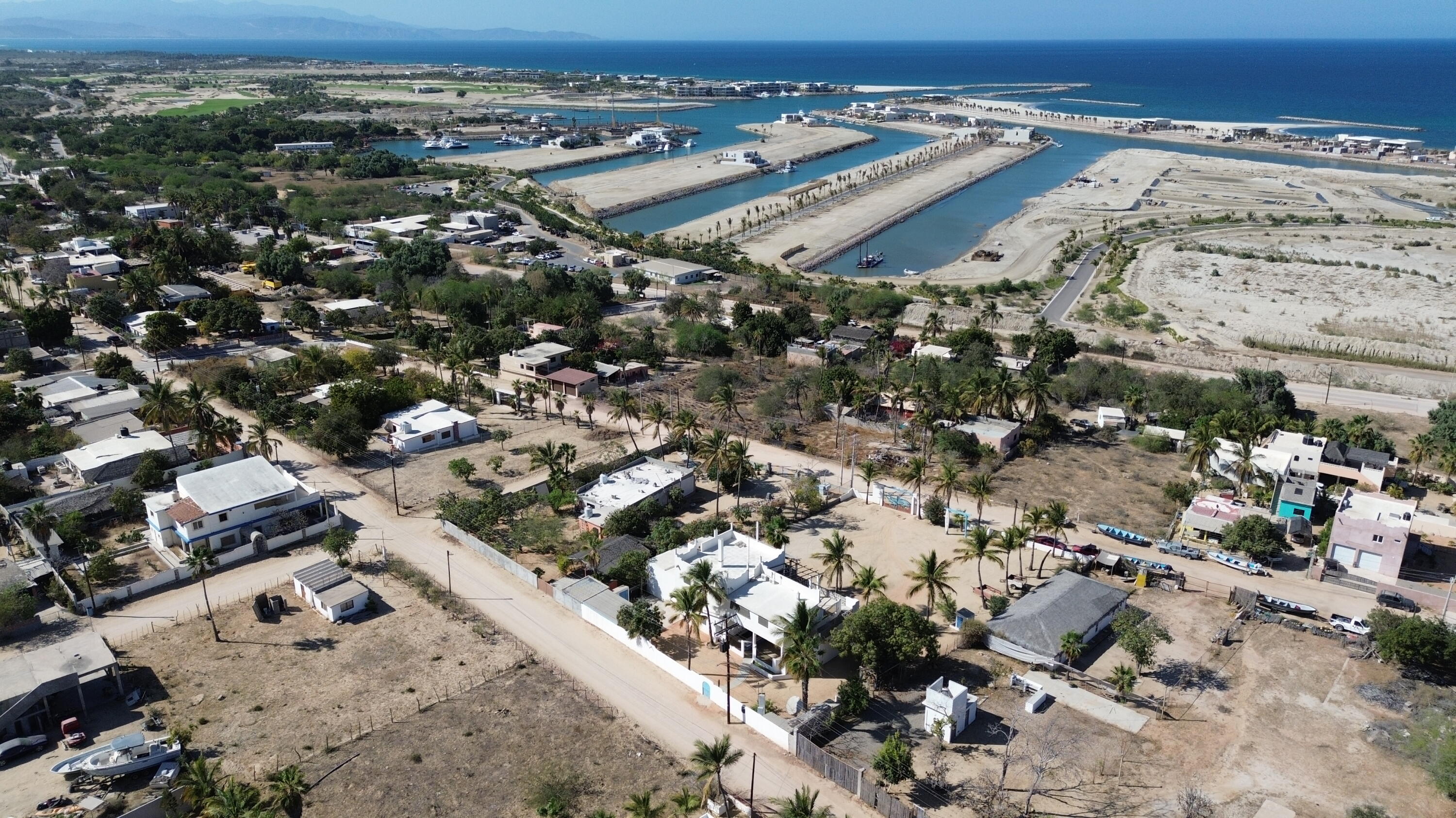 LT2 MANZANA 14, CASA MARLIN