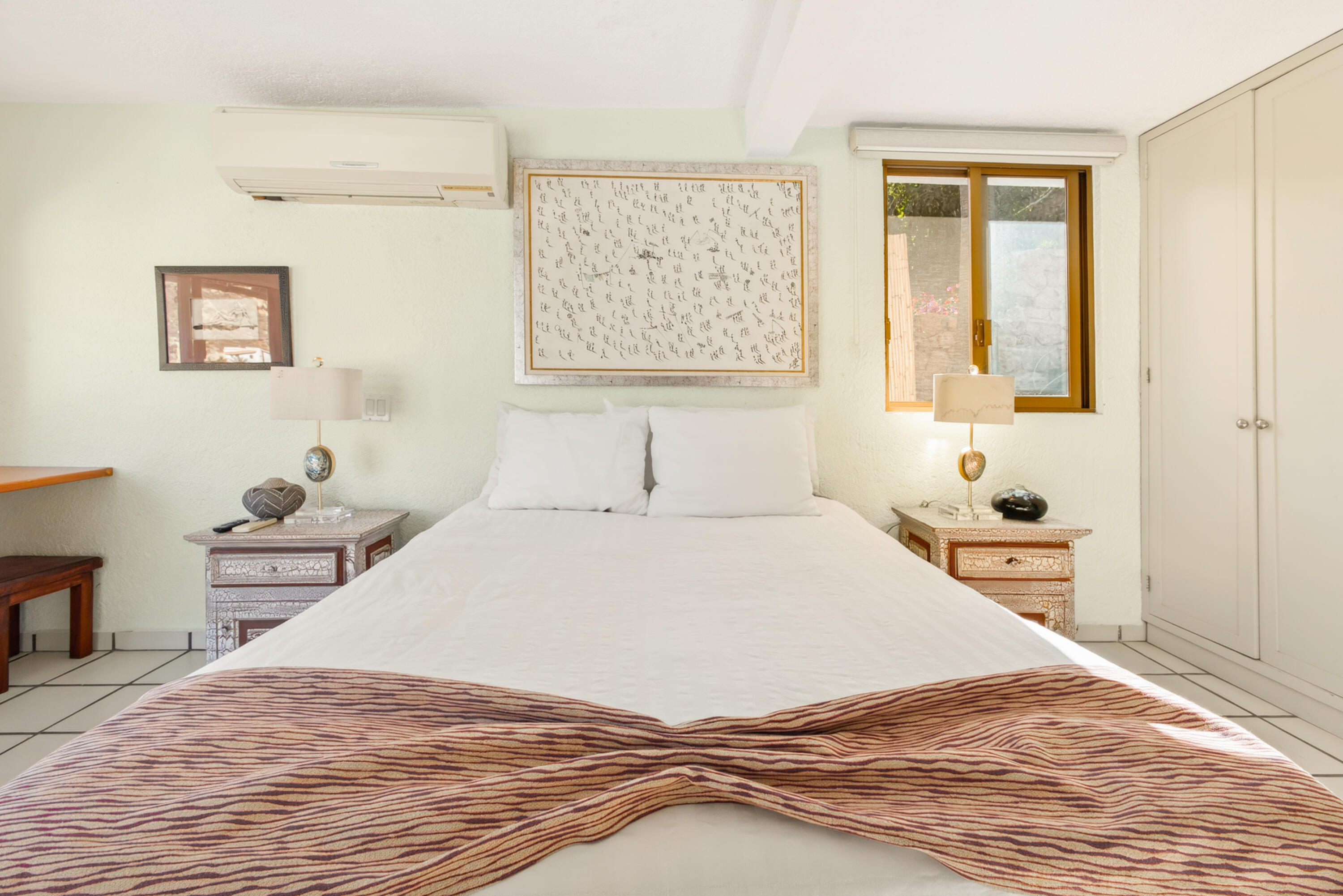 25 Camino Grande Pedregal, Villa Felicidad