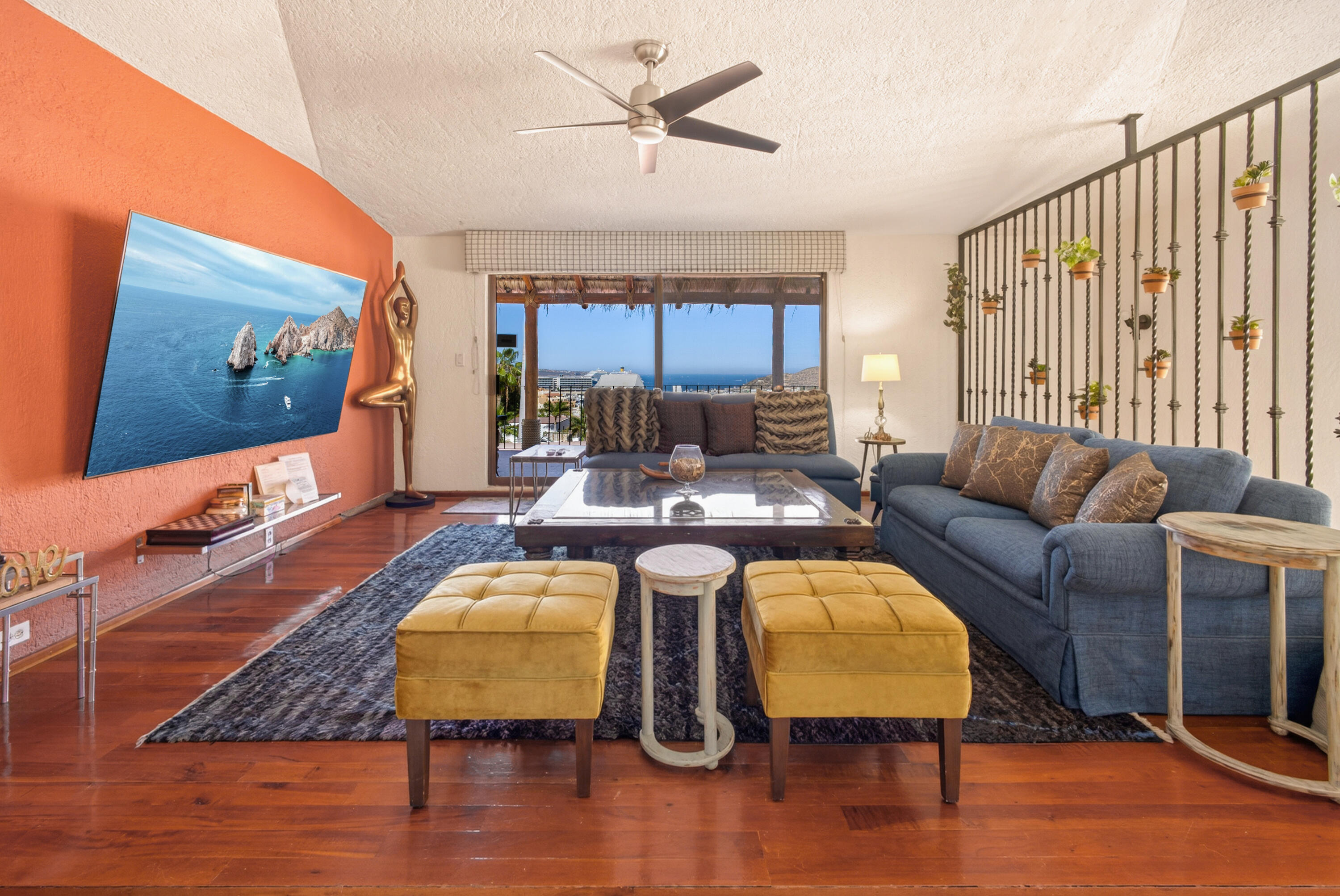 25 Camino Grande Pedregal, Villa Felicidad