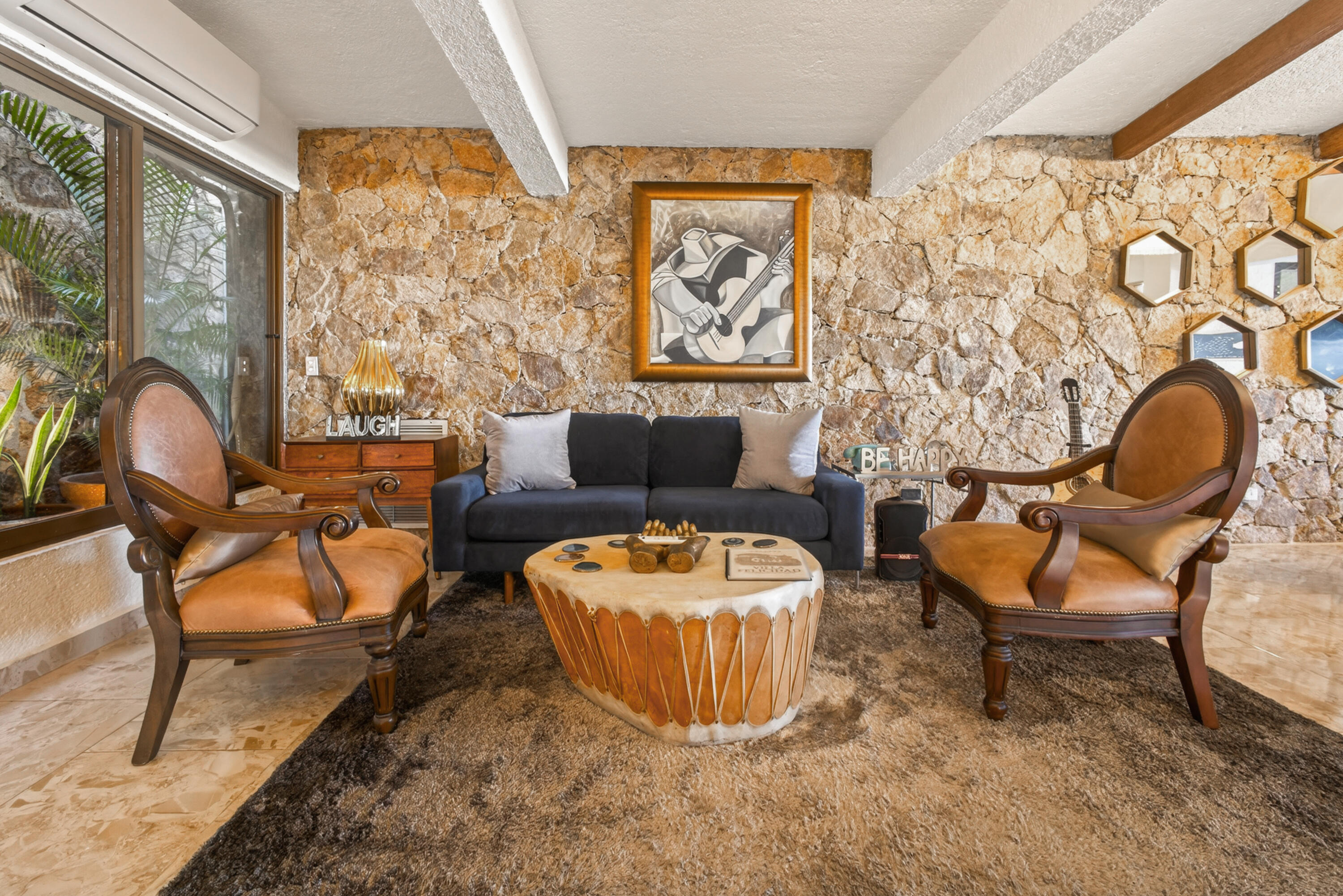 25 Camino Grande Pedregal, Villa Felicidad