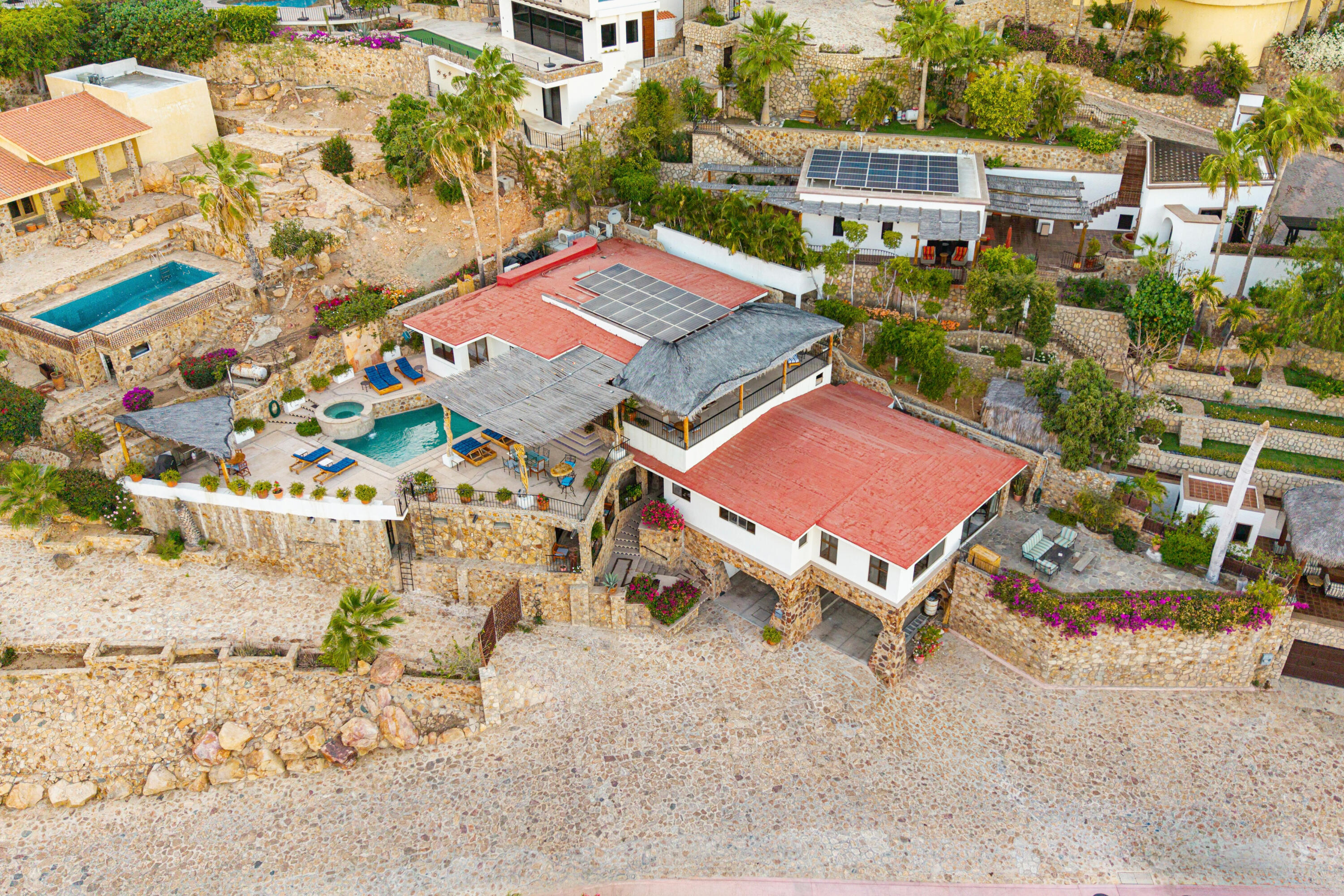 25 Camino Grande Pedregal, Villa Felicidad