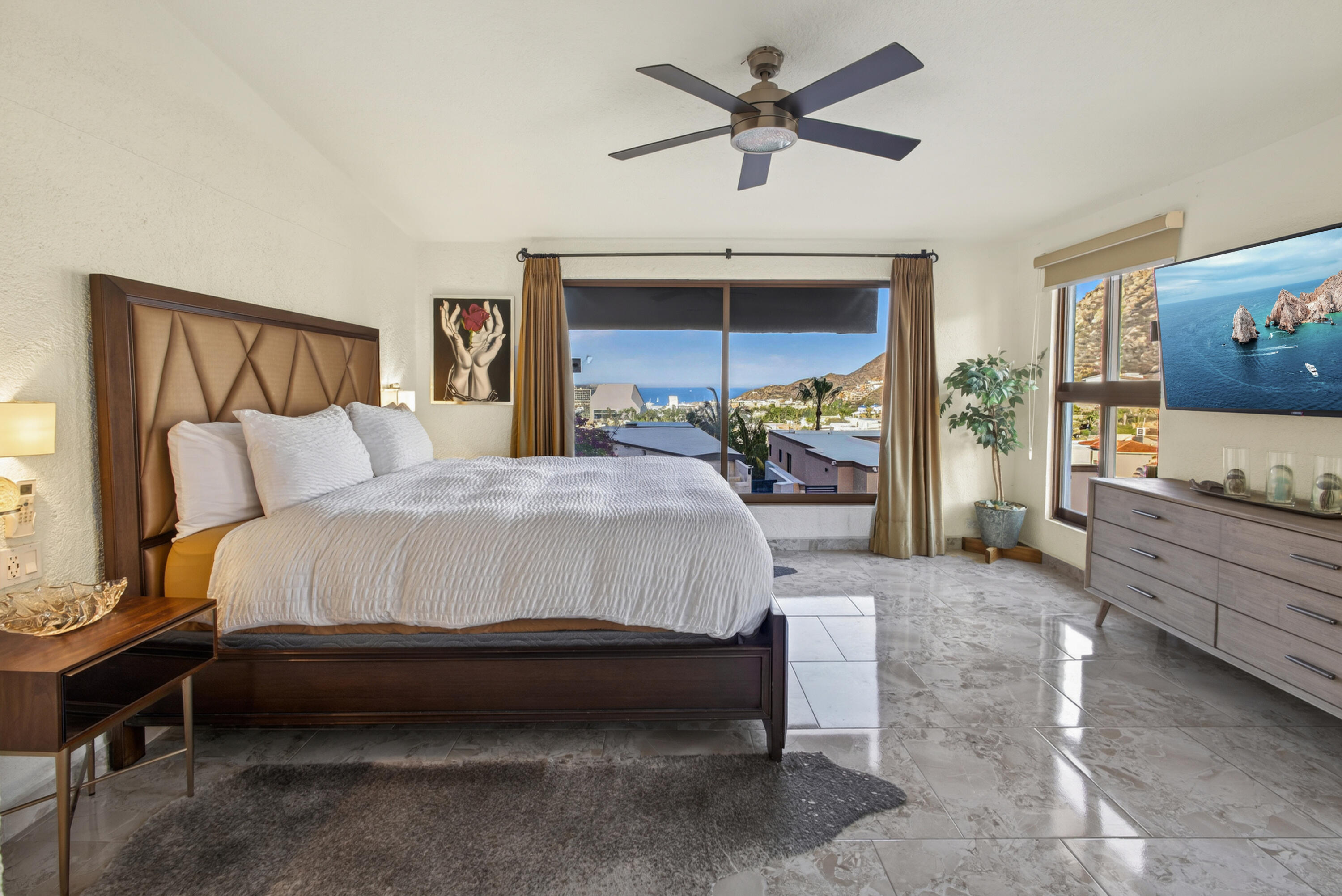 25 Camino Grande Pedregal, Villa Felicidad