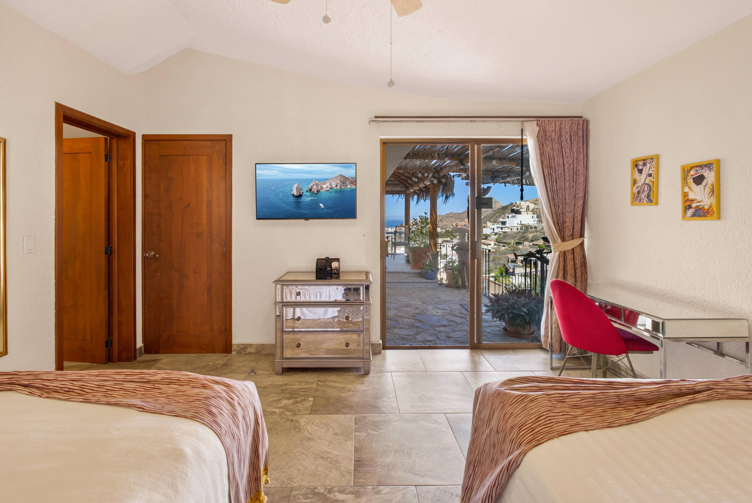 25 Camino Grande Pedregal, Villa Felicidad