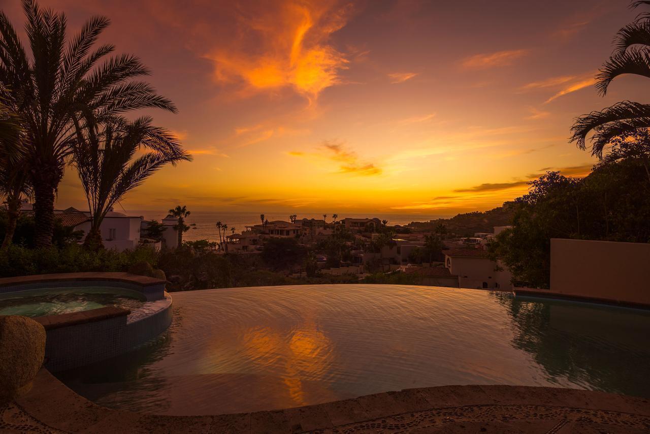 140 Camino Pacifico Alto, Villa Antigua Pedregal