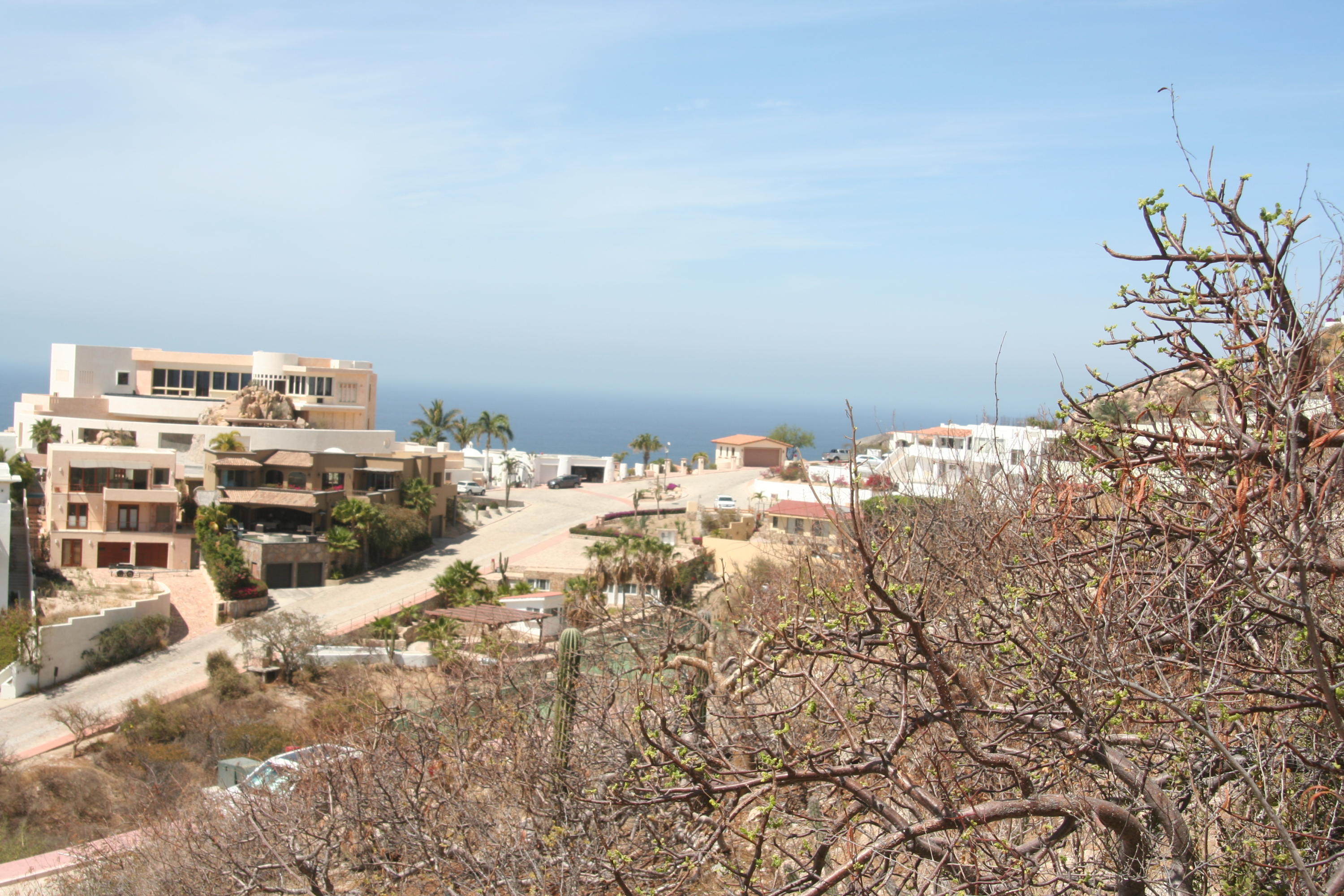 L 126/17 Pedregal, Camino del Club, Pedregal