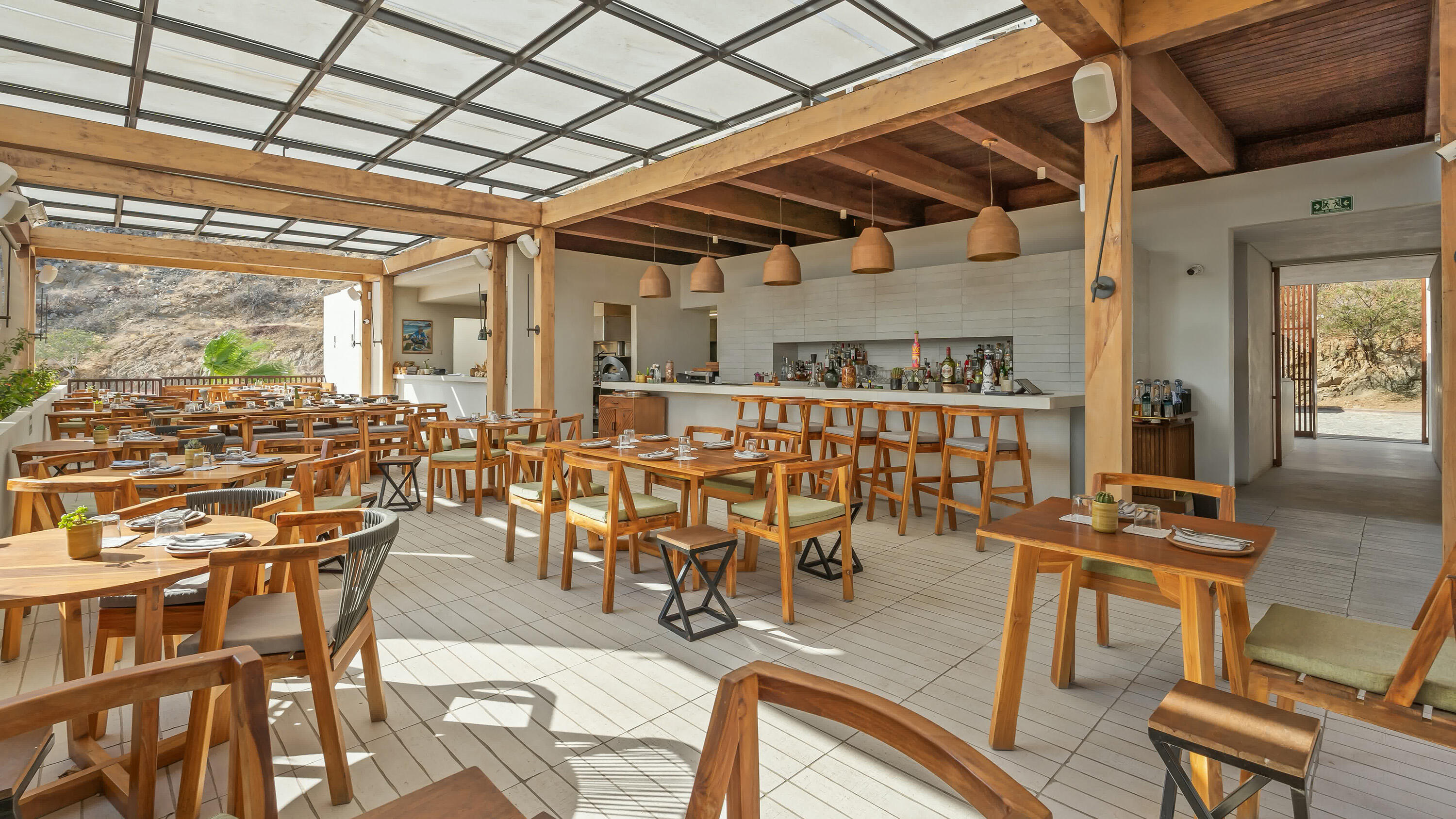 L 126/17 Pedregal, Camino del Club, Pedregal