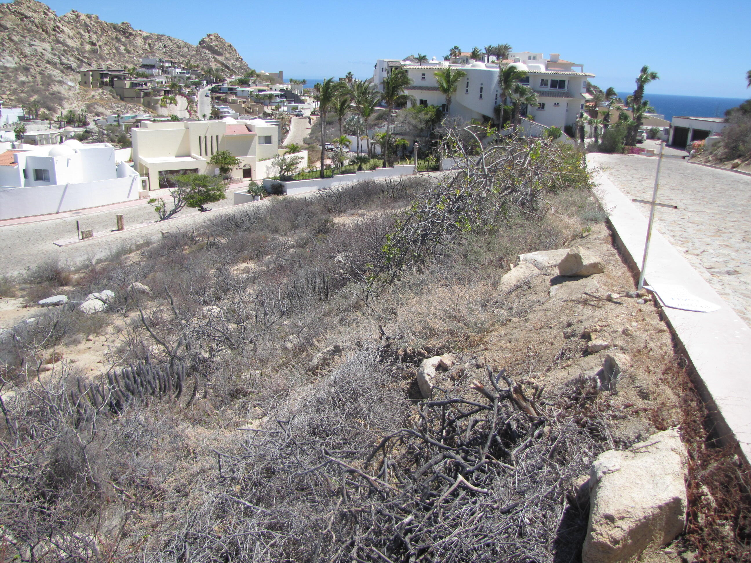 L 34/26 Callejón de la Alegría, Lot 34 Block 26